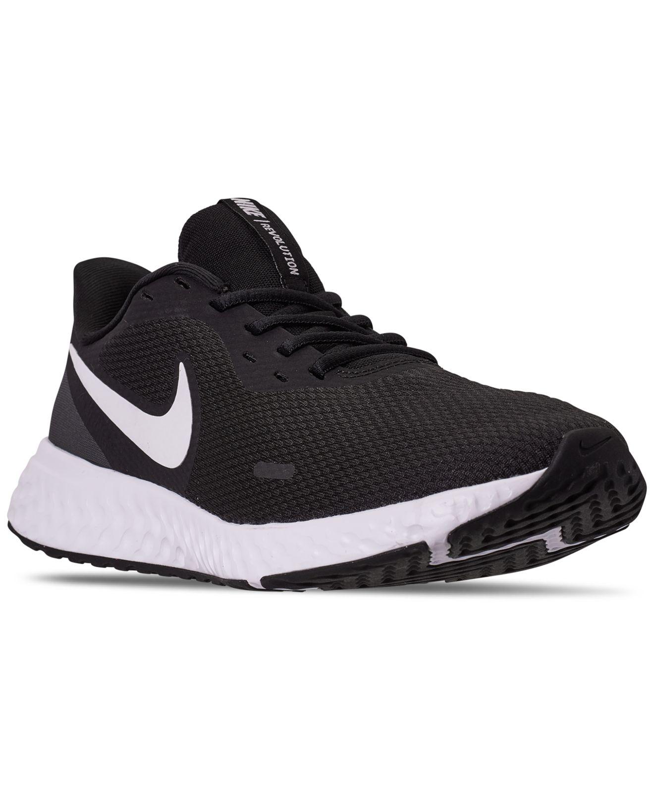 nike revolution 4 pronation