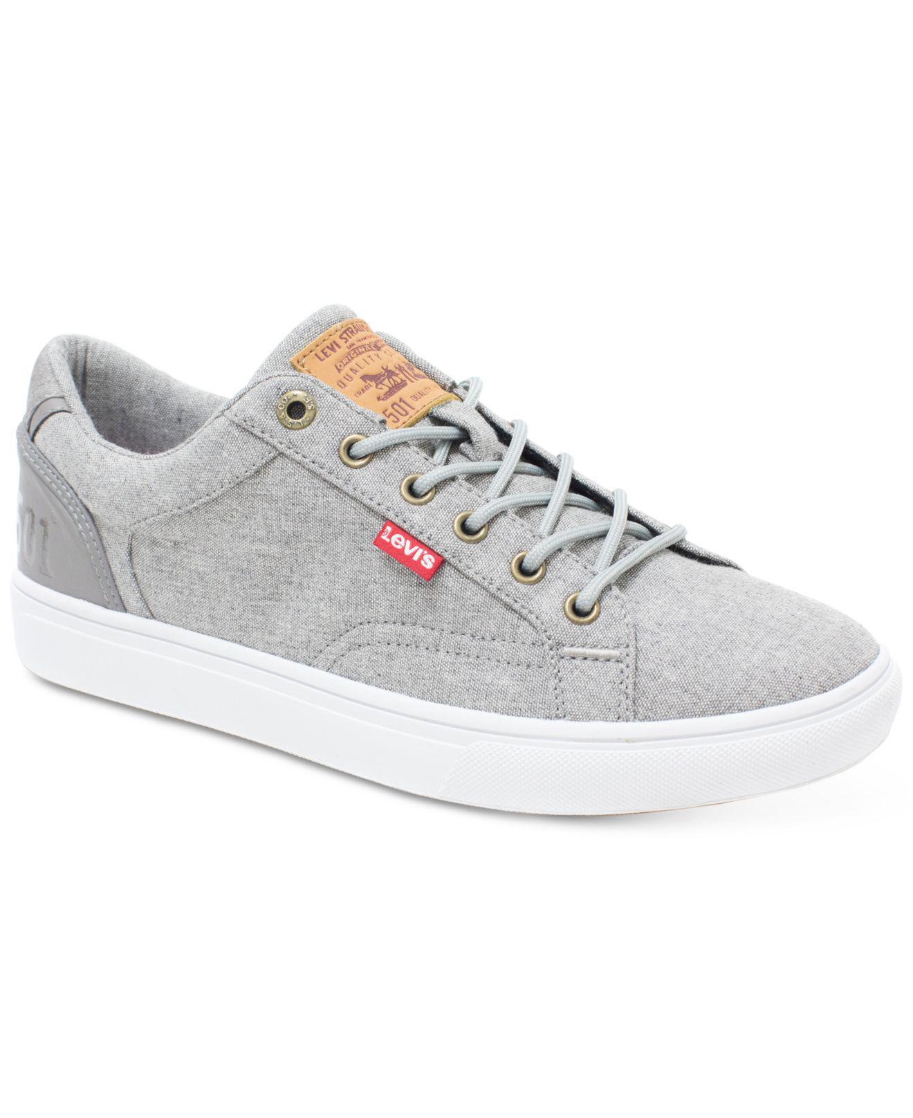 levis 501 with sneakers