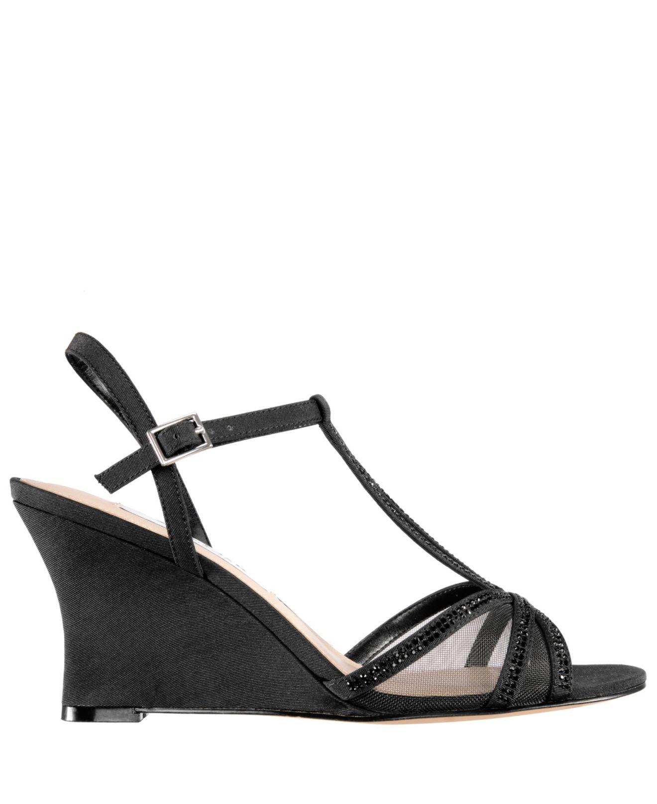 nina viveca wedge