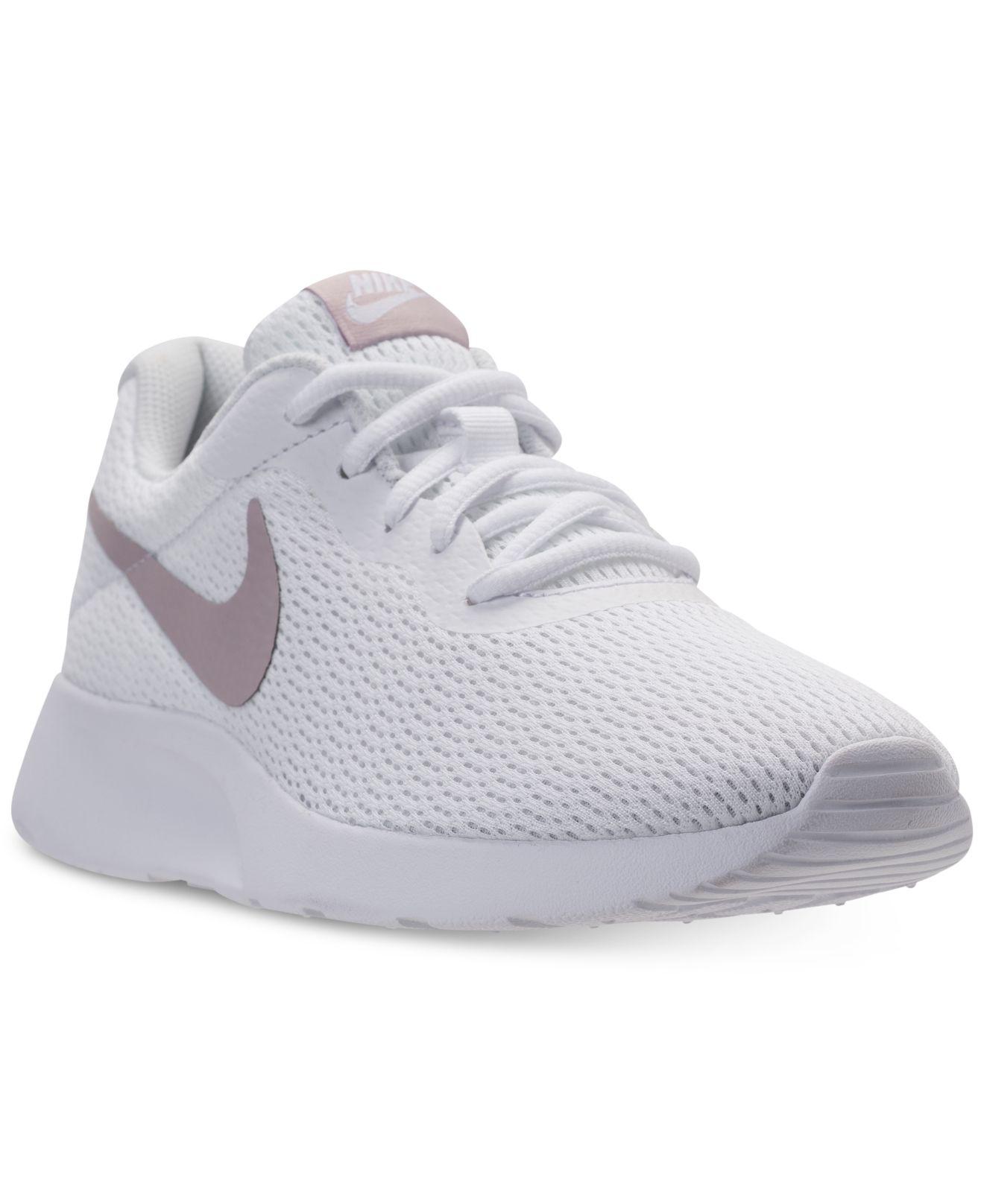 Nike tanjun white rose Outlet