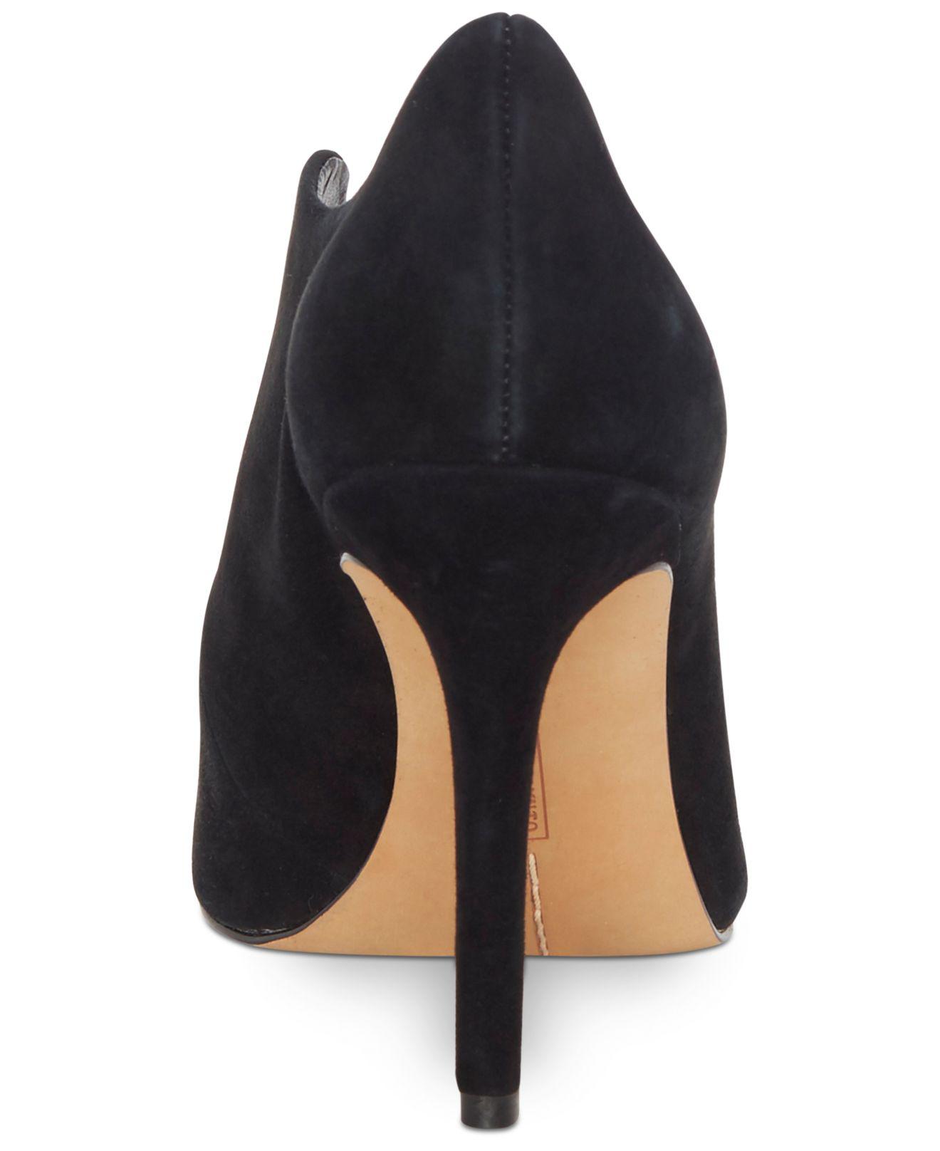vince camuto metseya