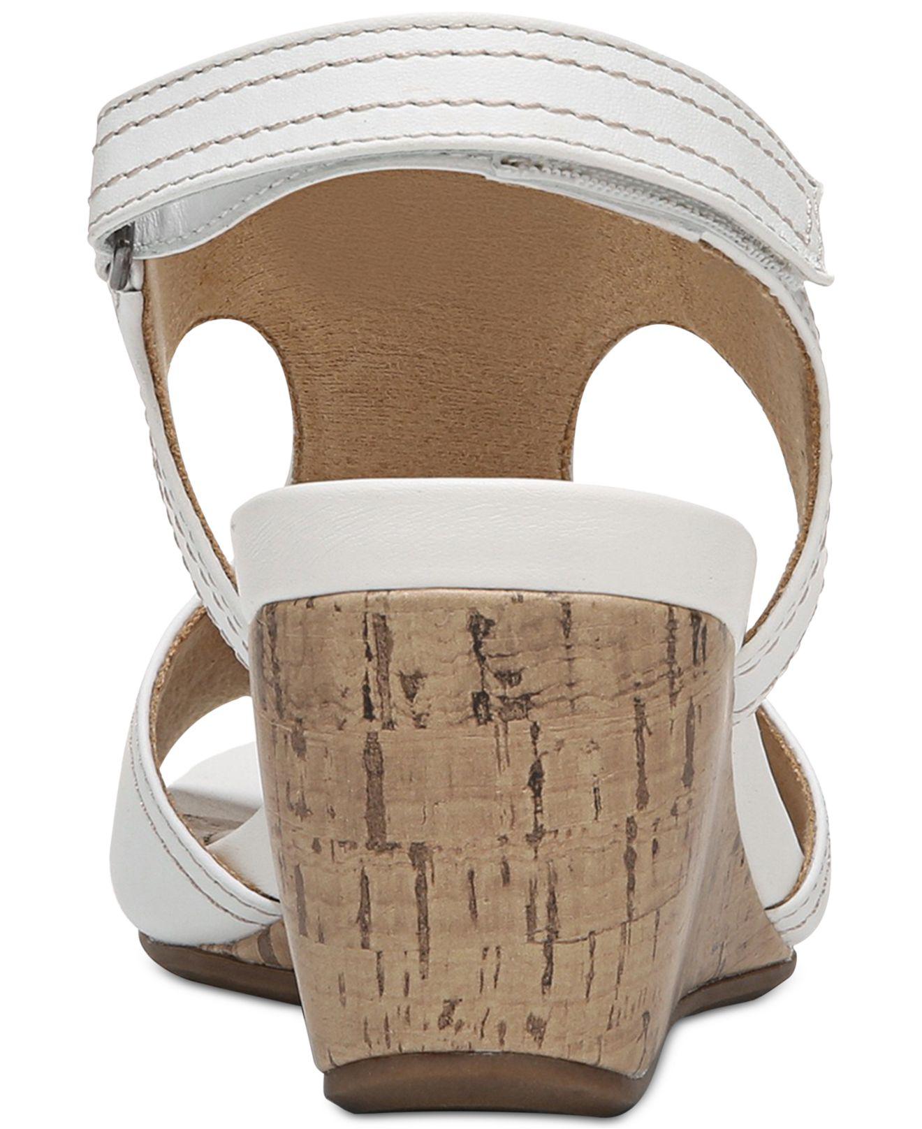 naturalizer women's cinda wedge sandal