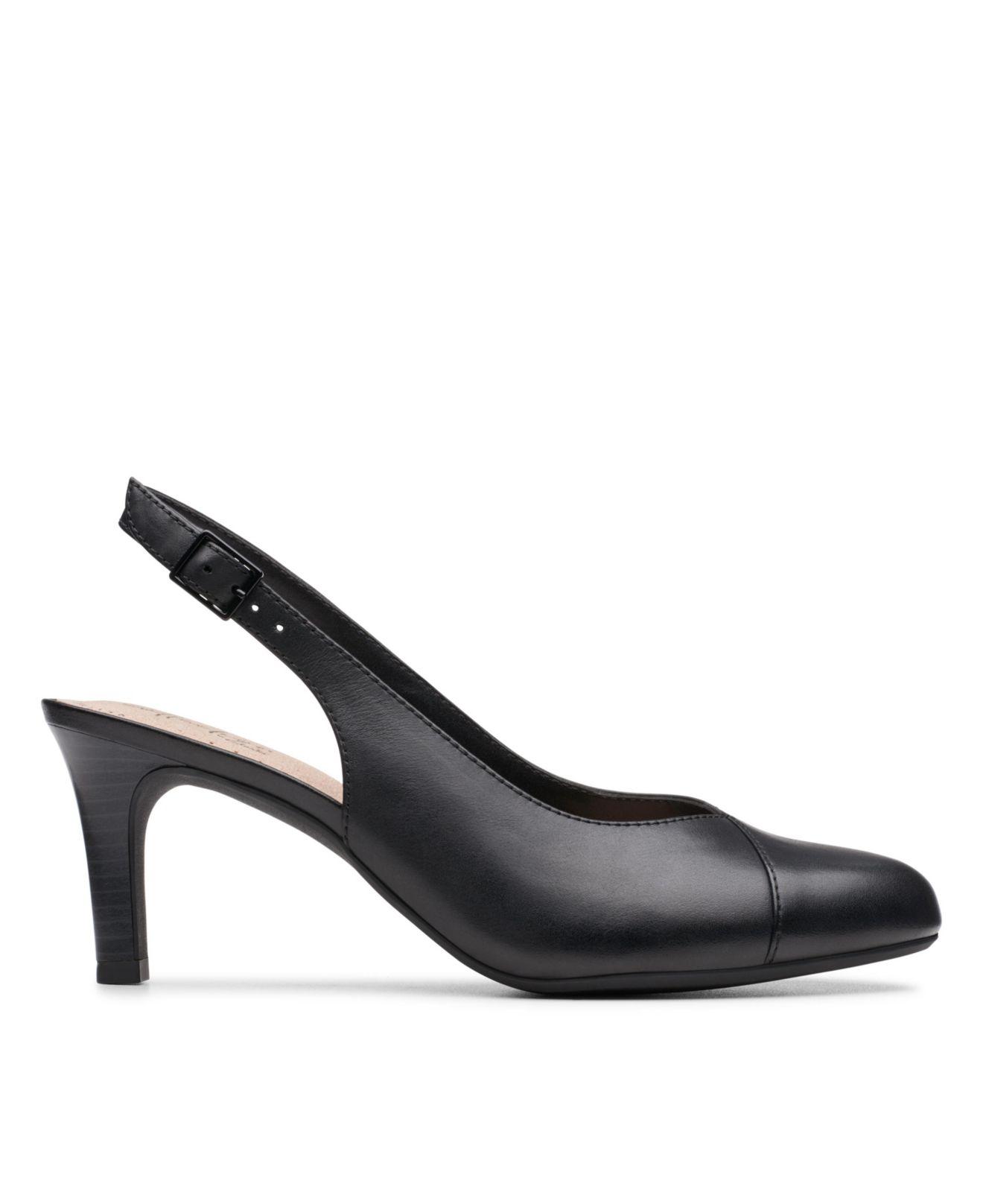 clarks dancer pump