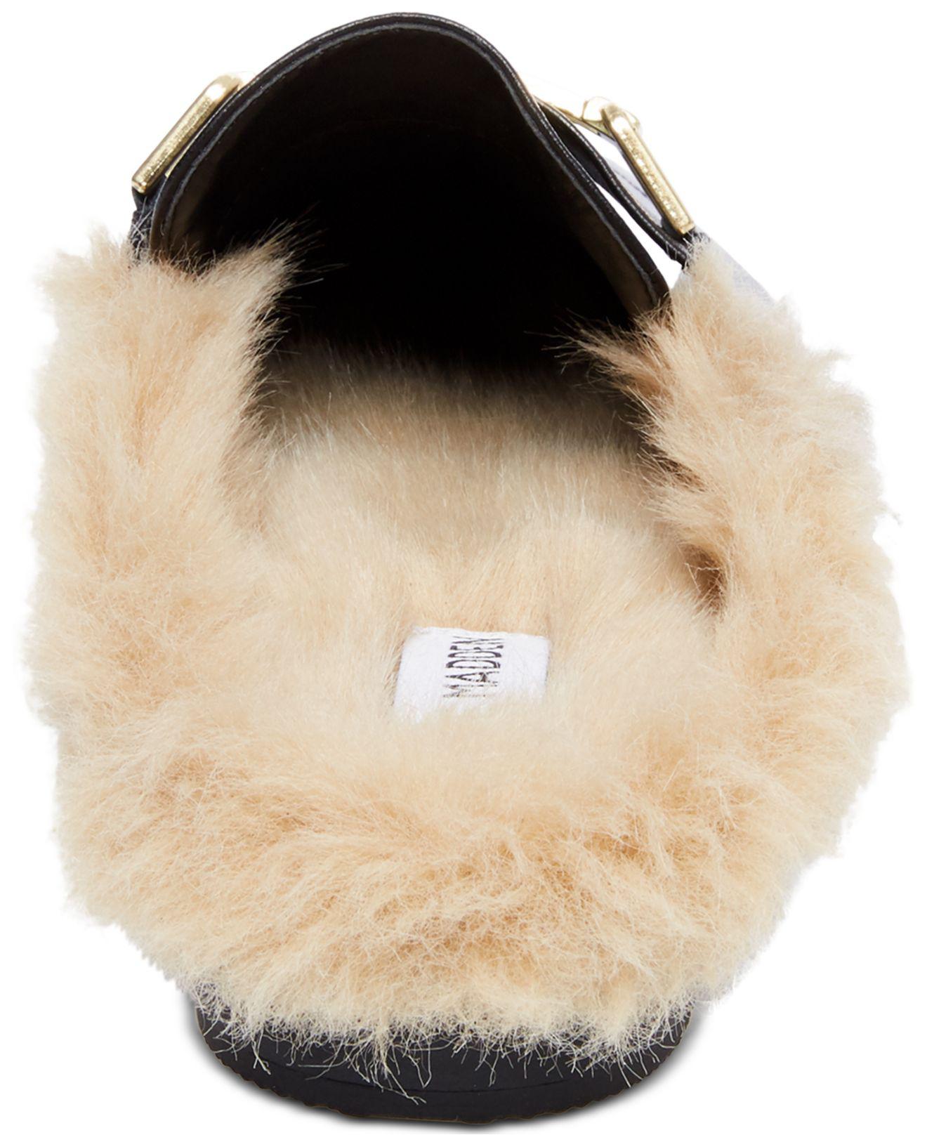khloe flat mule