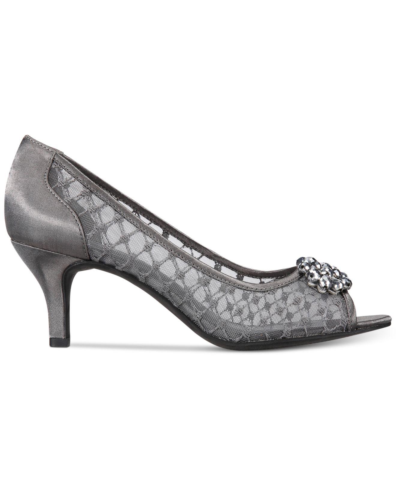karen scott maralyn shoe