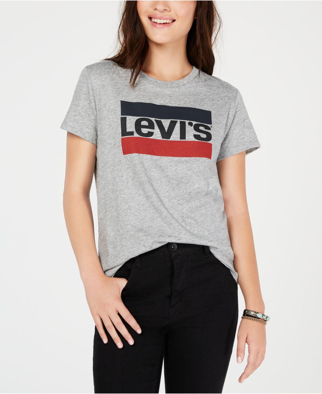 Levi's Cotton Perfect Graphic Logo T-shirt, Text-print Pattern in Gray -  Save 77% - Lyst