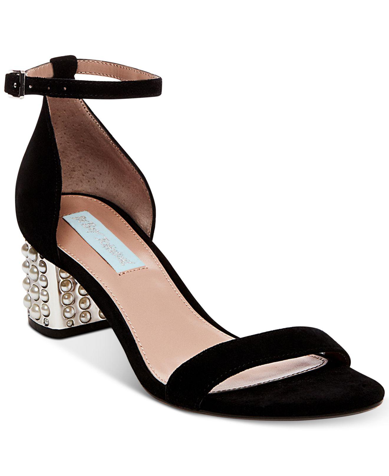 betsey johnson heel