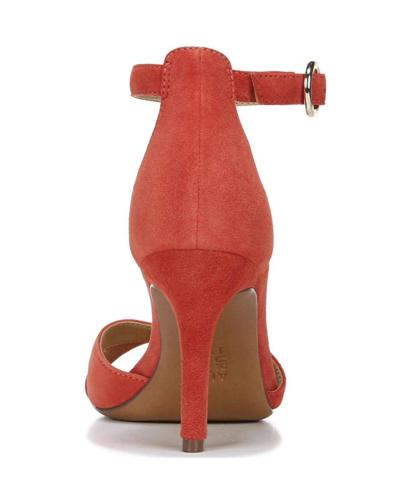 naturalizer keyson ankle strap sandals