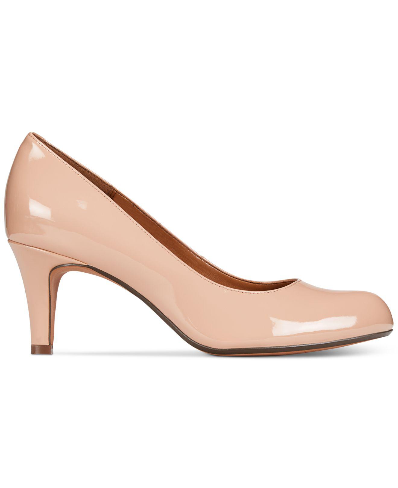 Clarks Leather Arista Abe Pumps in Nude Patent (Natural) Lyst Clarks Arista Abe Womens Nude Pumps Sale Online