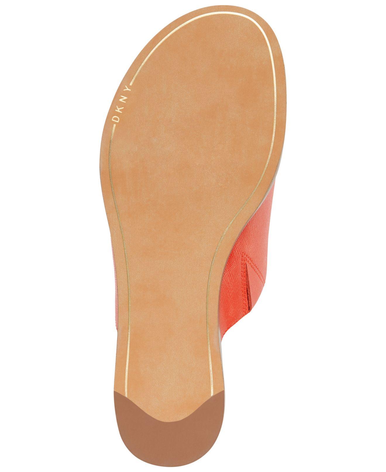 Dkny daz outlet flat slide sandals
