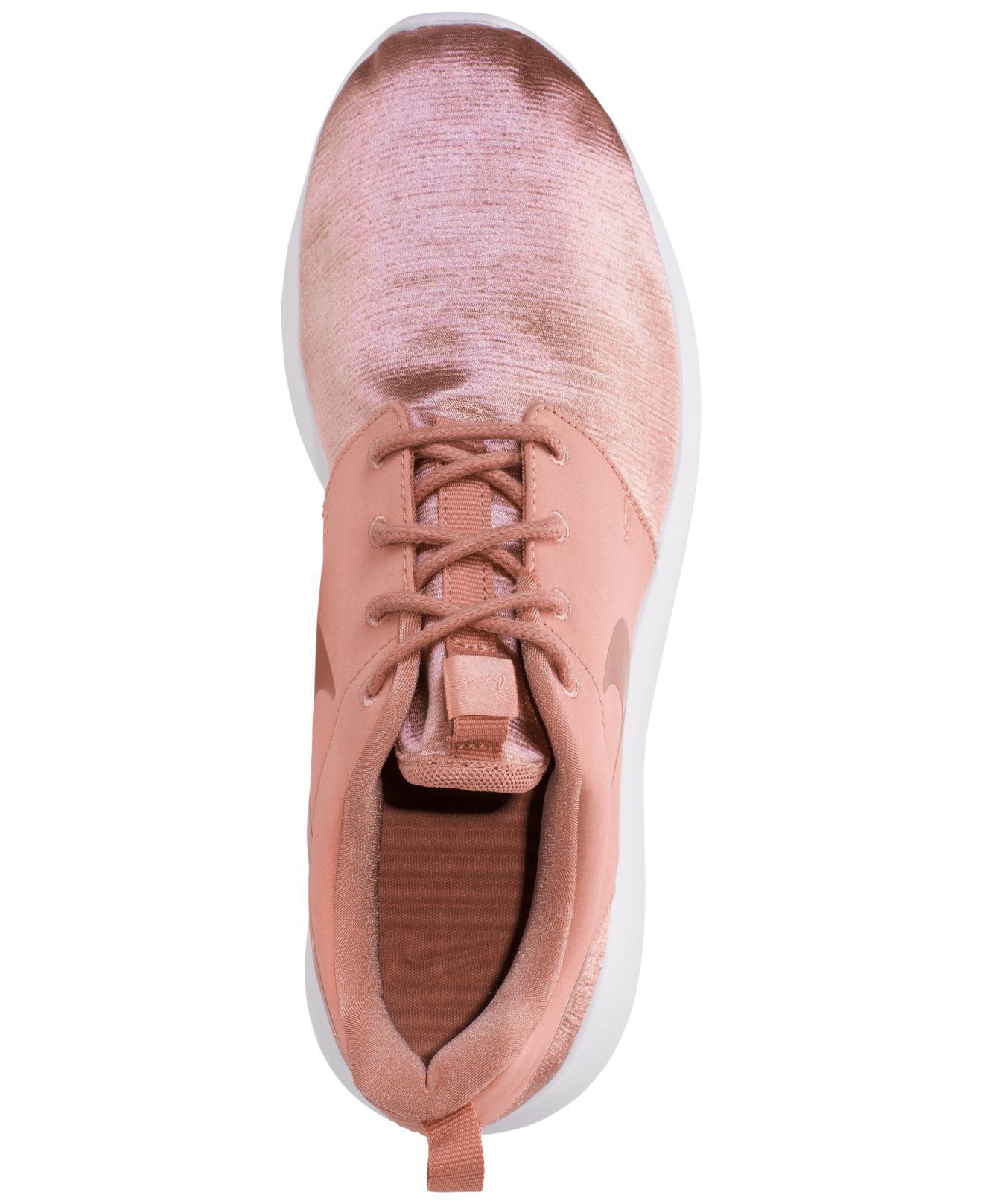 nike roshe one rust pink