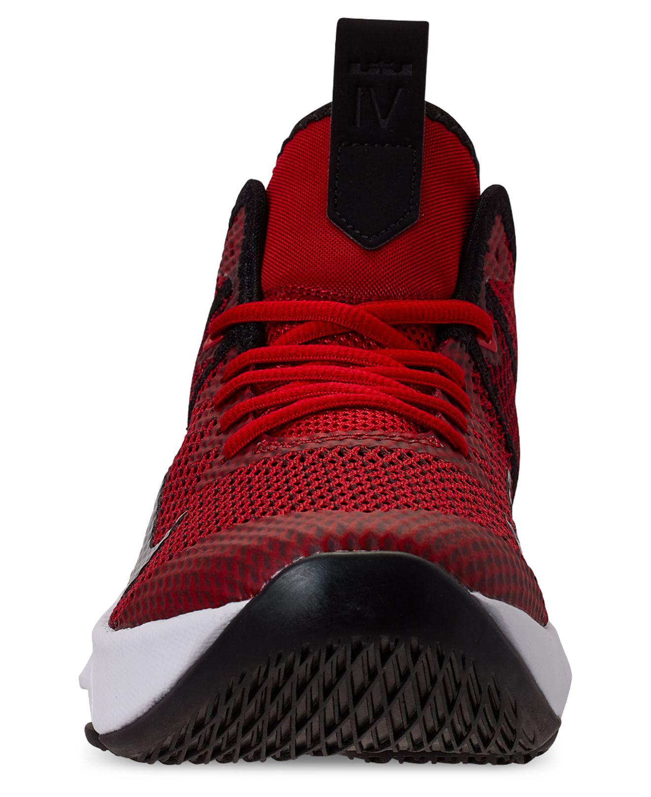 lebron witness 4 finish line