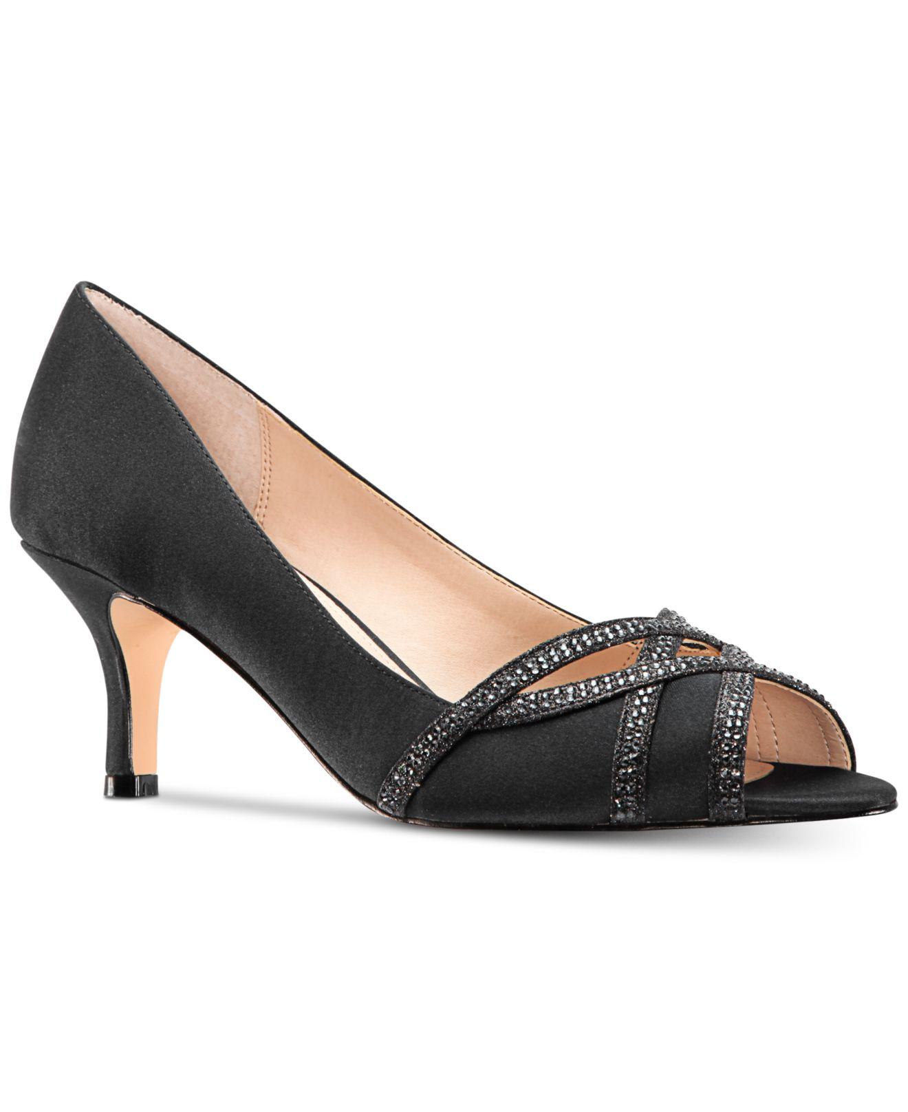 nina evening pumps