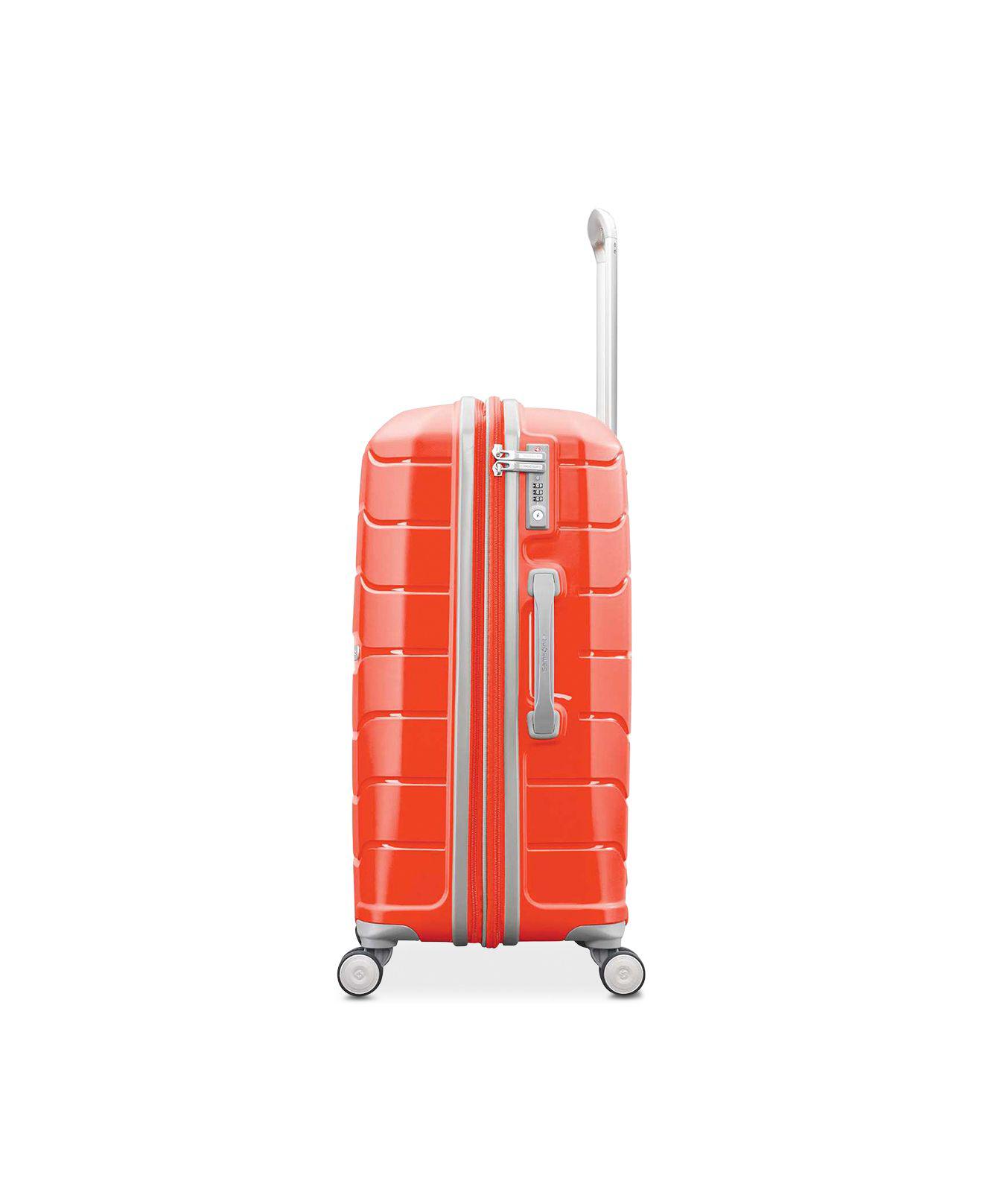 Samsonite Freeform 28" Expandable Hardside Spinner Suitcase in