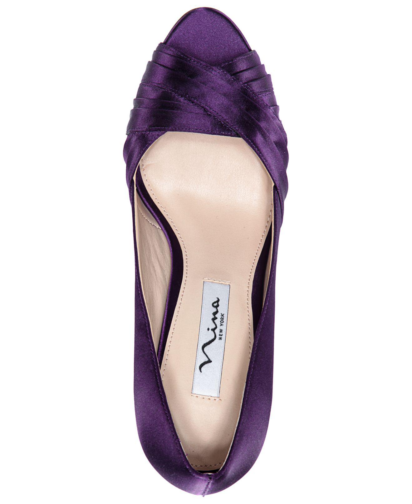 nina evening pumps