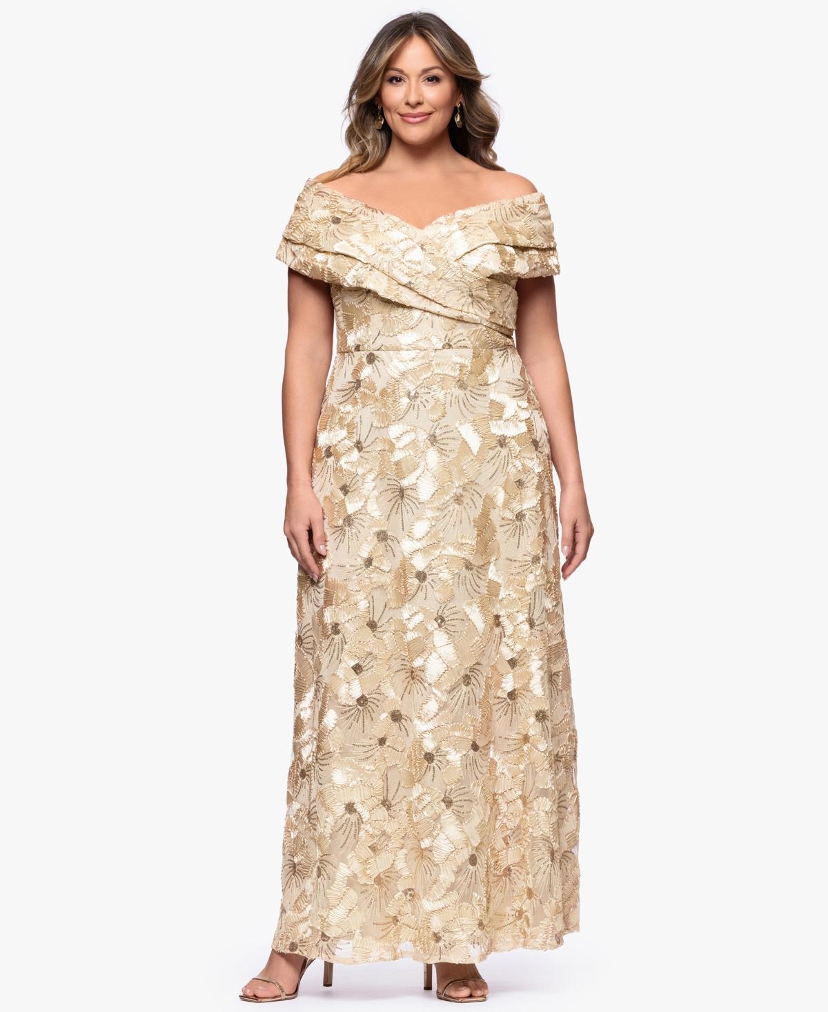 sachin and babi light blue dress 33 Chic Cascading Wedding Bouquets