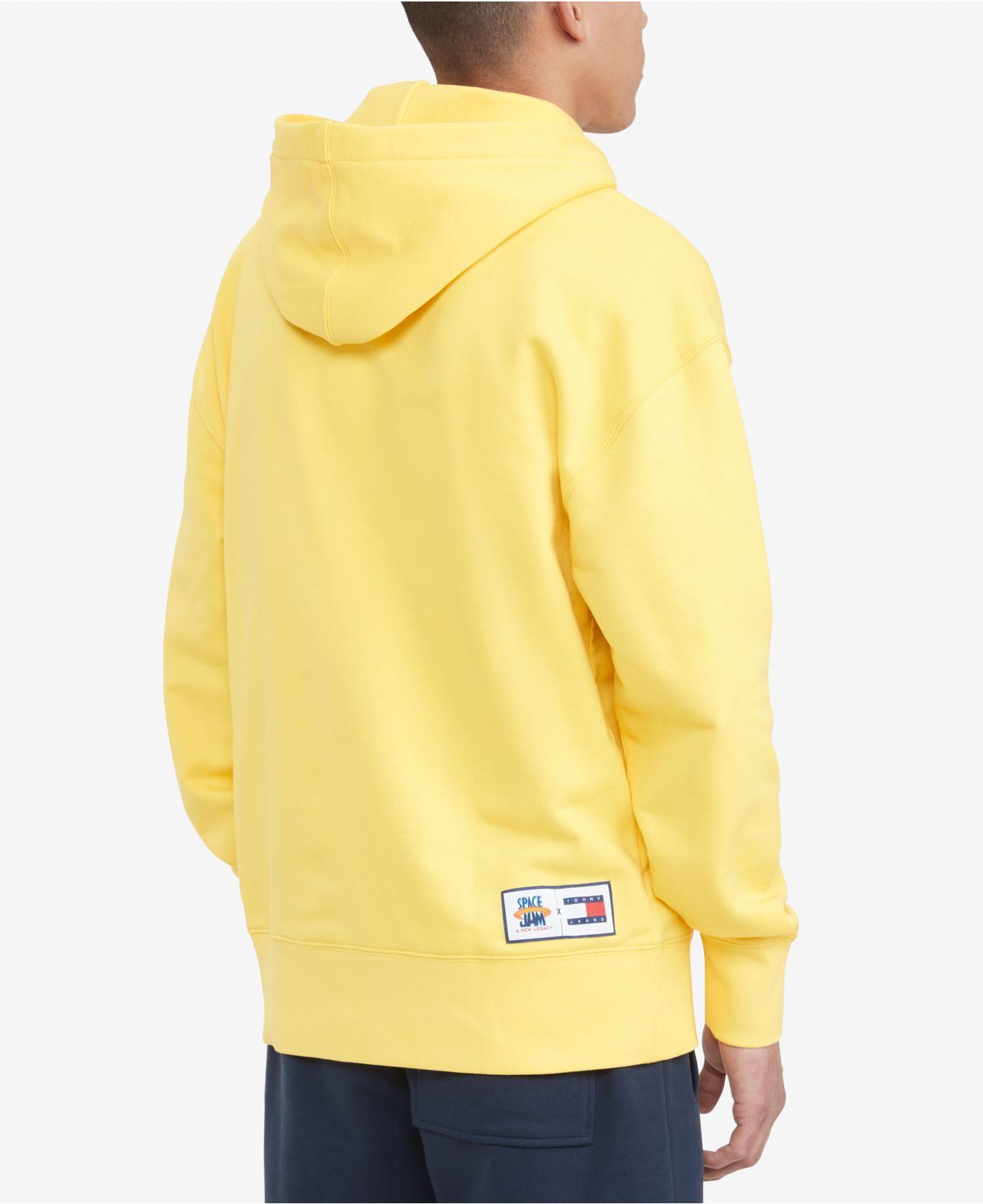 skilsmisse Foran Kunstig Tommy Hilfiger Space Jam: A New Legacy X Tommy Jeans Tommy Jeans Looney  Tunes Flag Popover Hoodie in Yellow for Men | Lyst