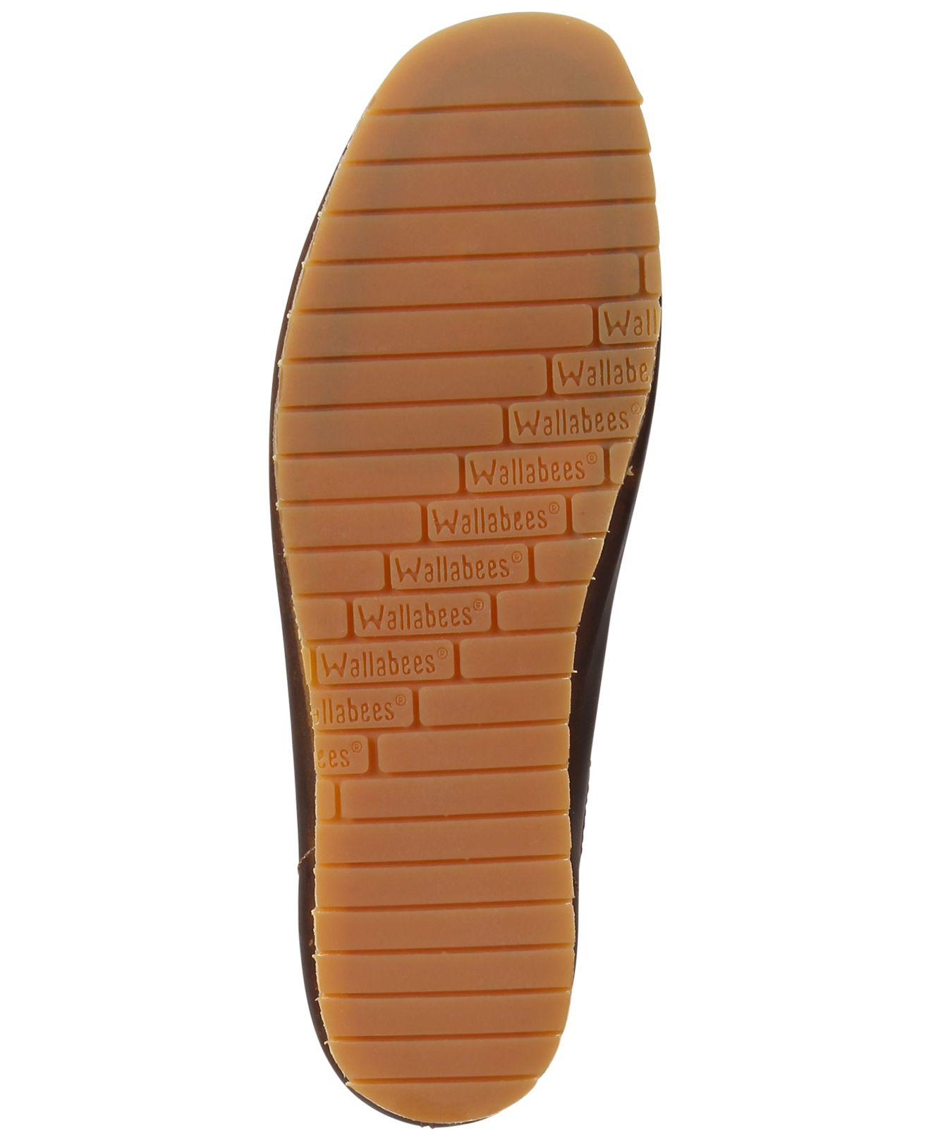 clarks wallabee step beeswax