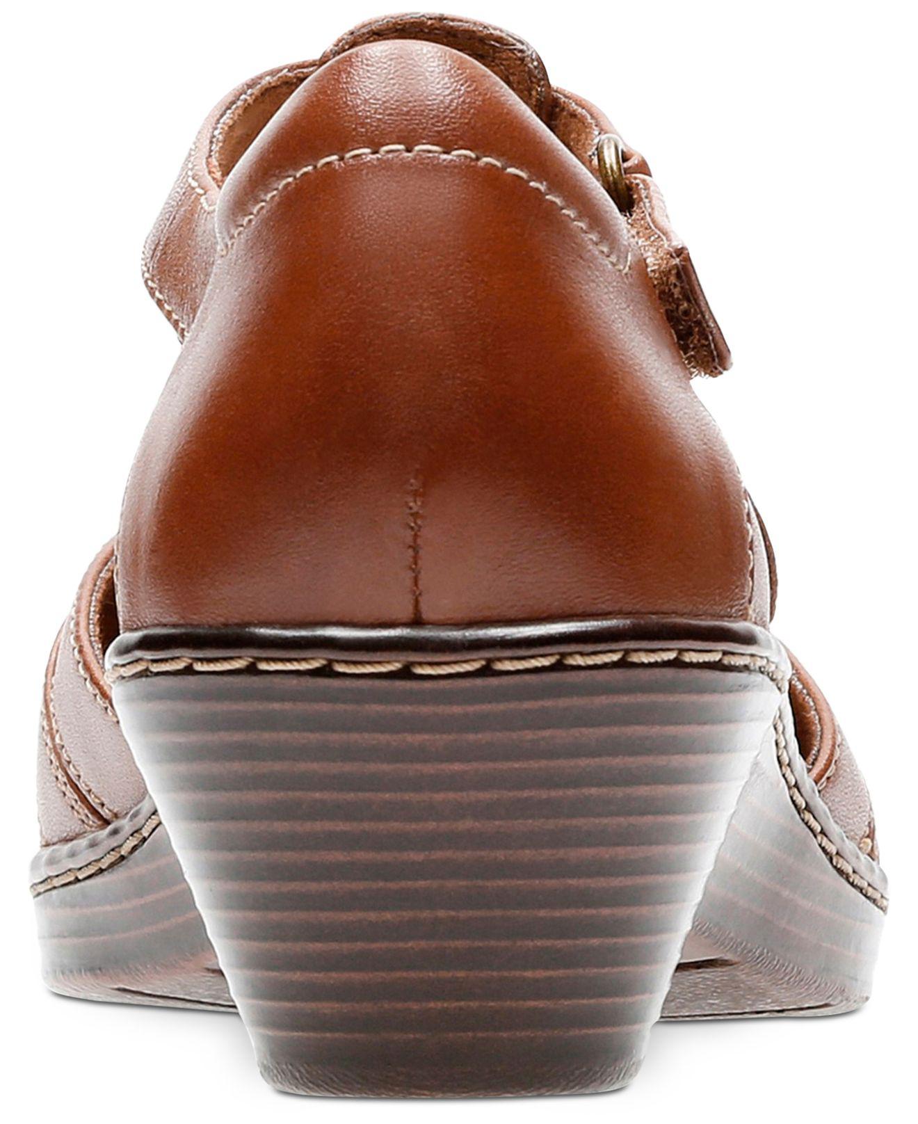 Clarks Wendy Alto Mary Jane Flats in Brown | Lyst