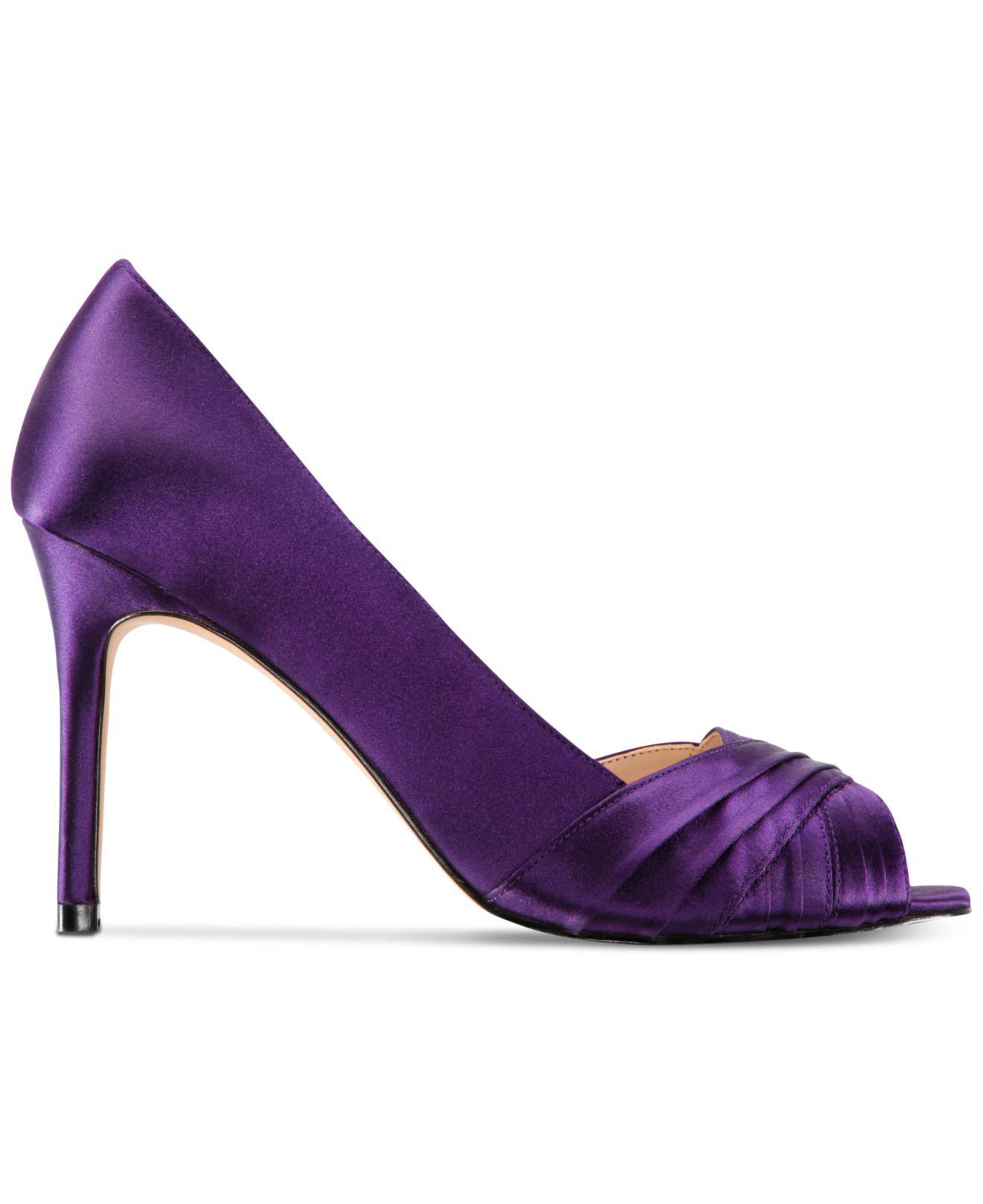nina evening pumps