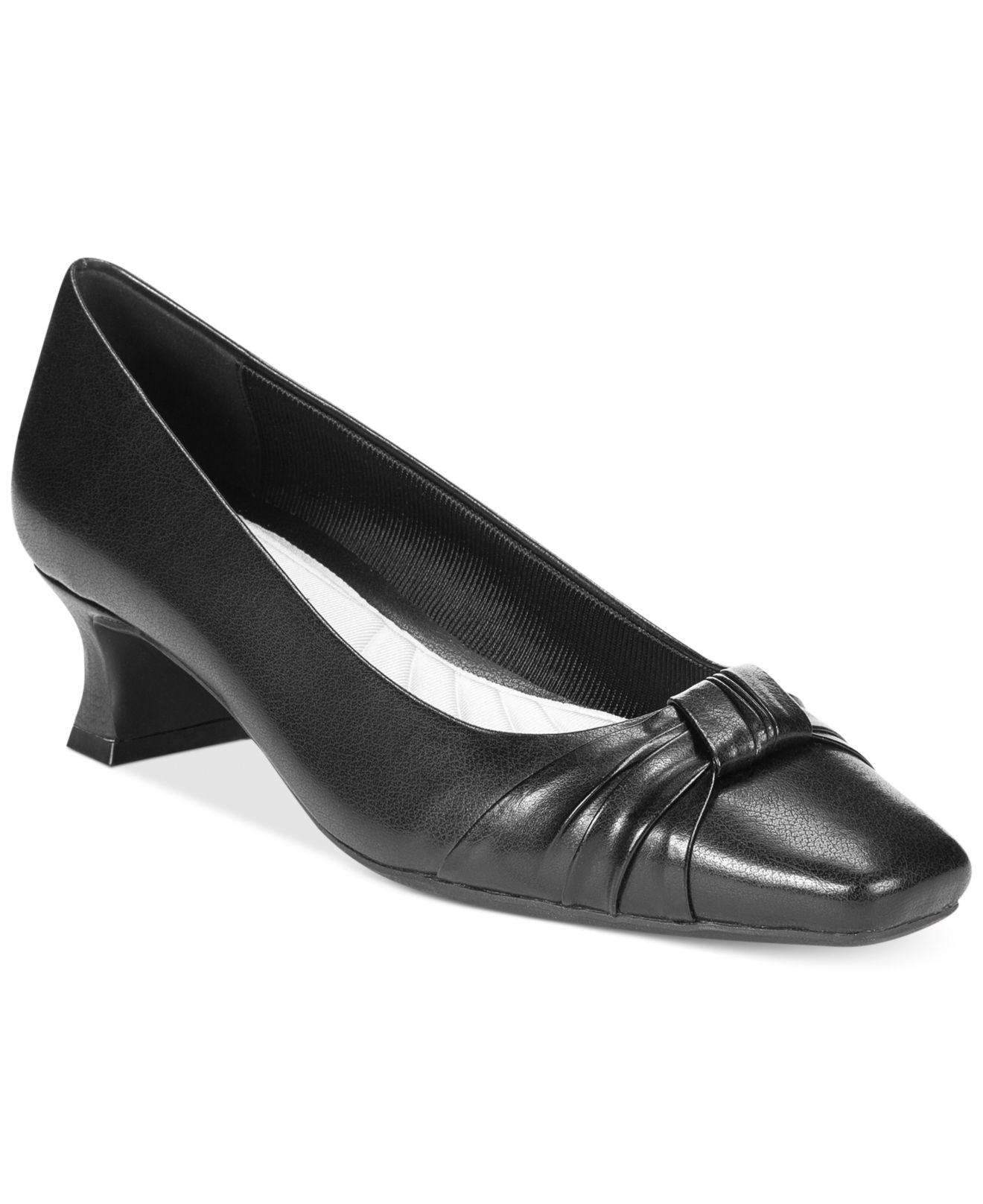 sperry patent loafer