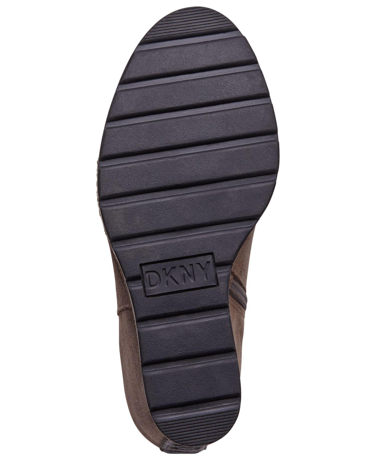 dkny daisy wedge booties