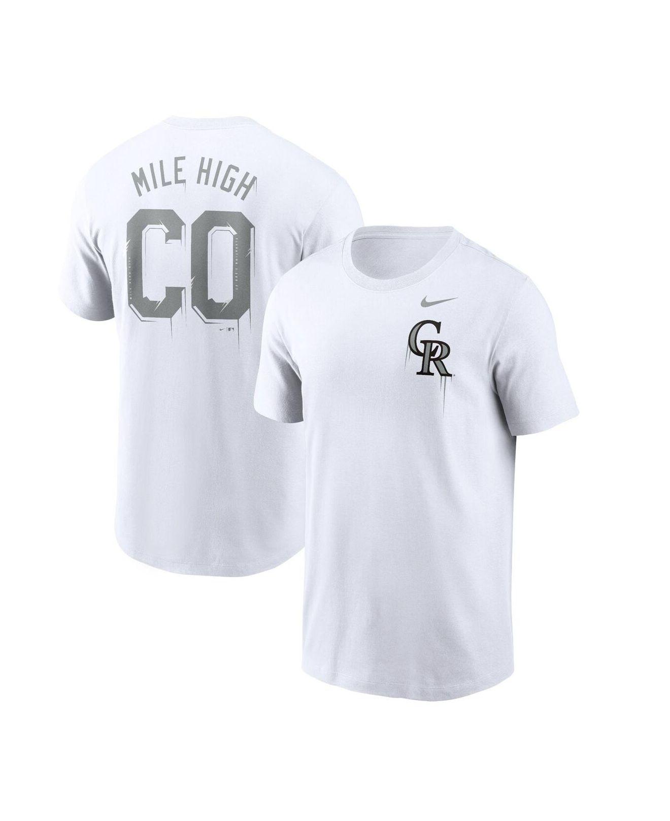 Nike Men's Yoan Moncada Chicago White Sox Name and Number Player T-Shirt