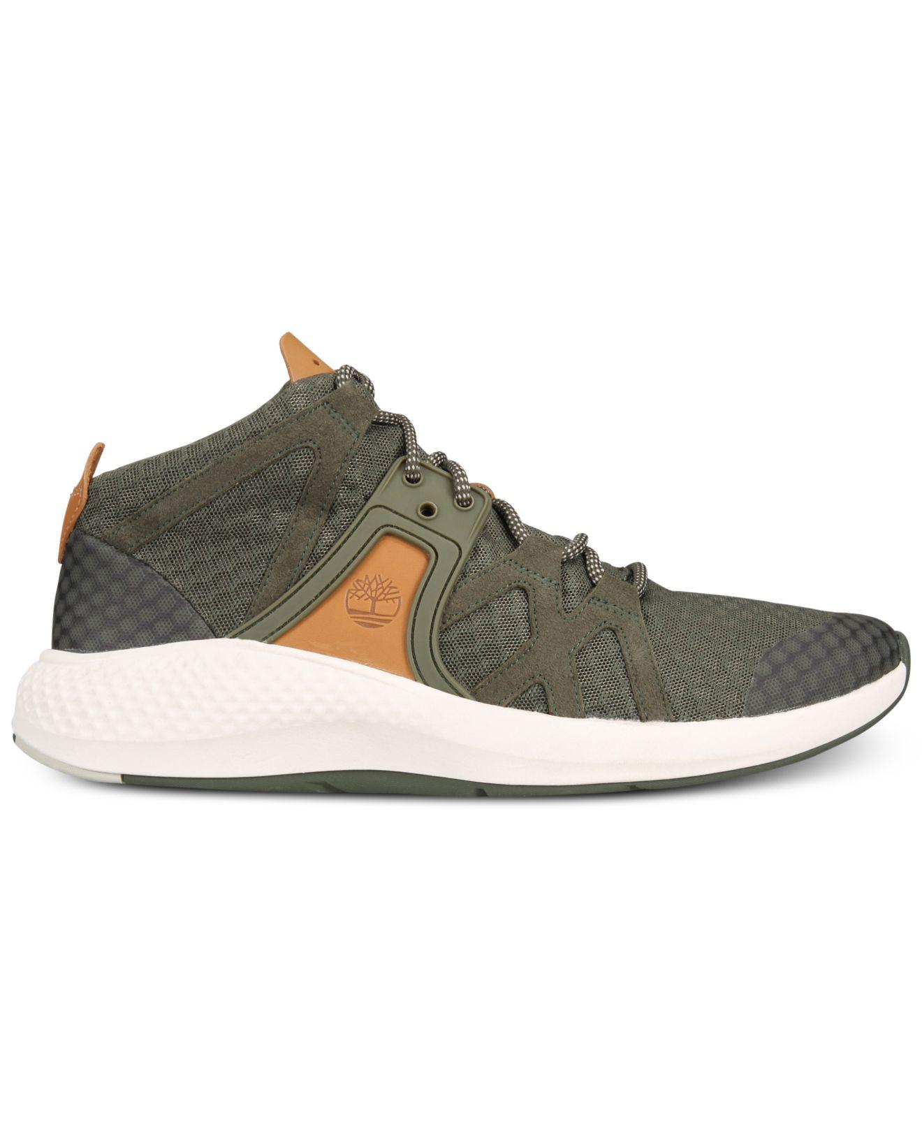 men's flyroam go chukka sneakers