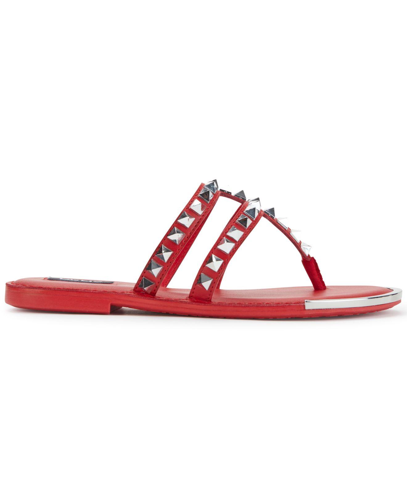 DKNY Sal Thong Sandals in Red | Lyst