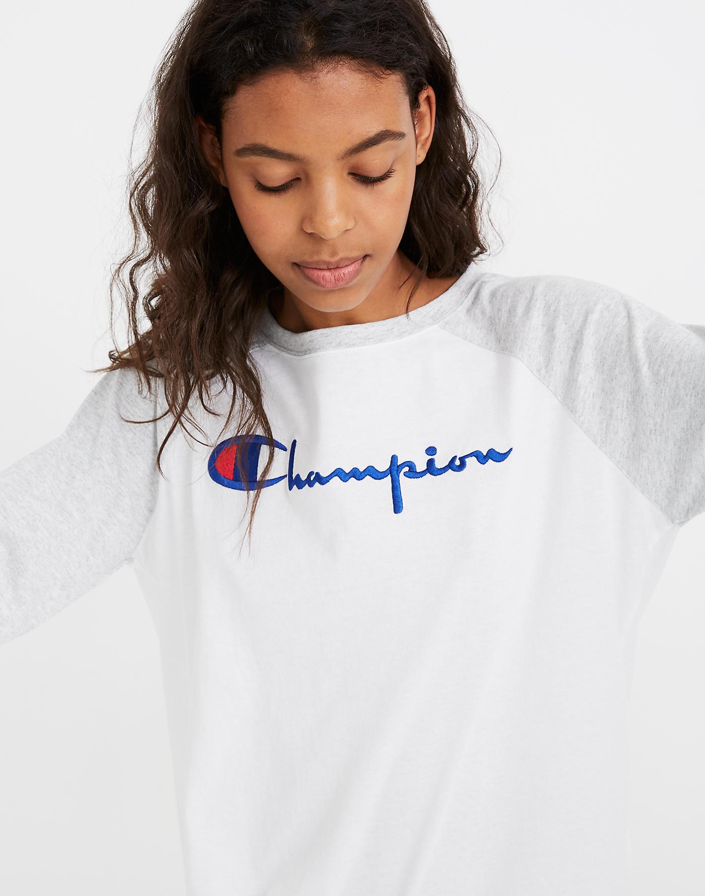 white cropped champion shirt