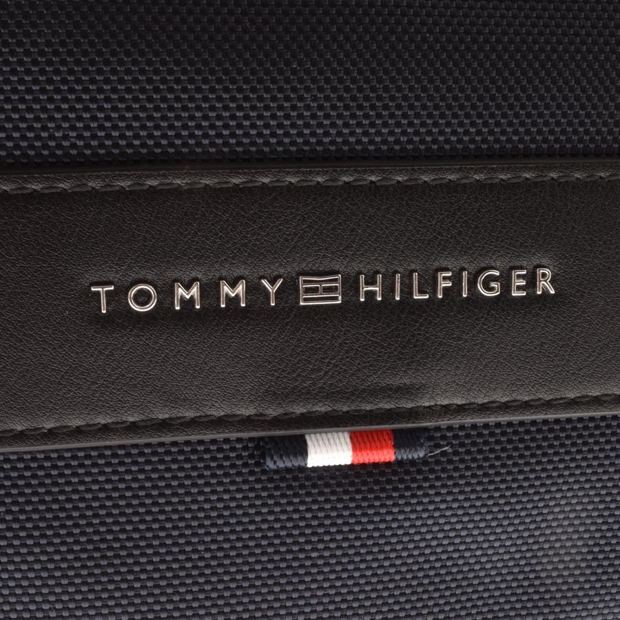 tommy hilfiger elevated washbag