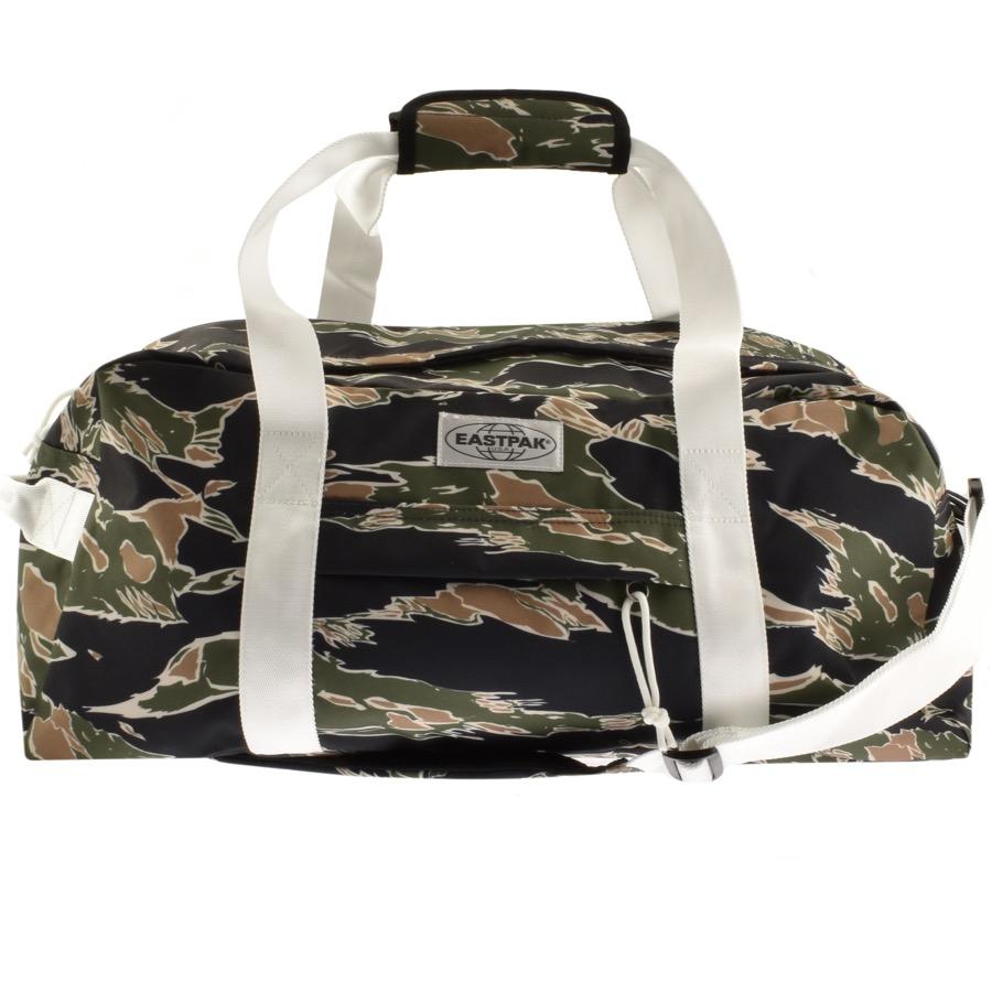 eastpak stand duffle bag