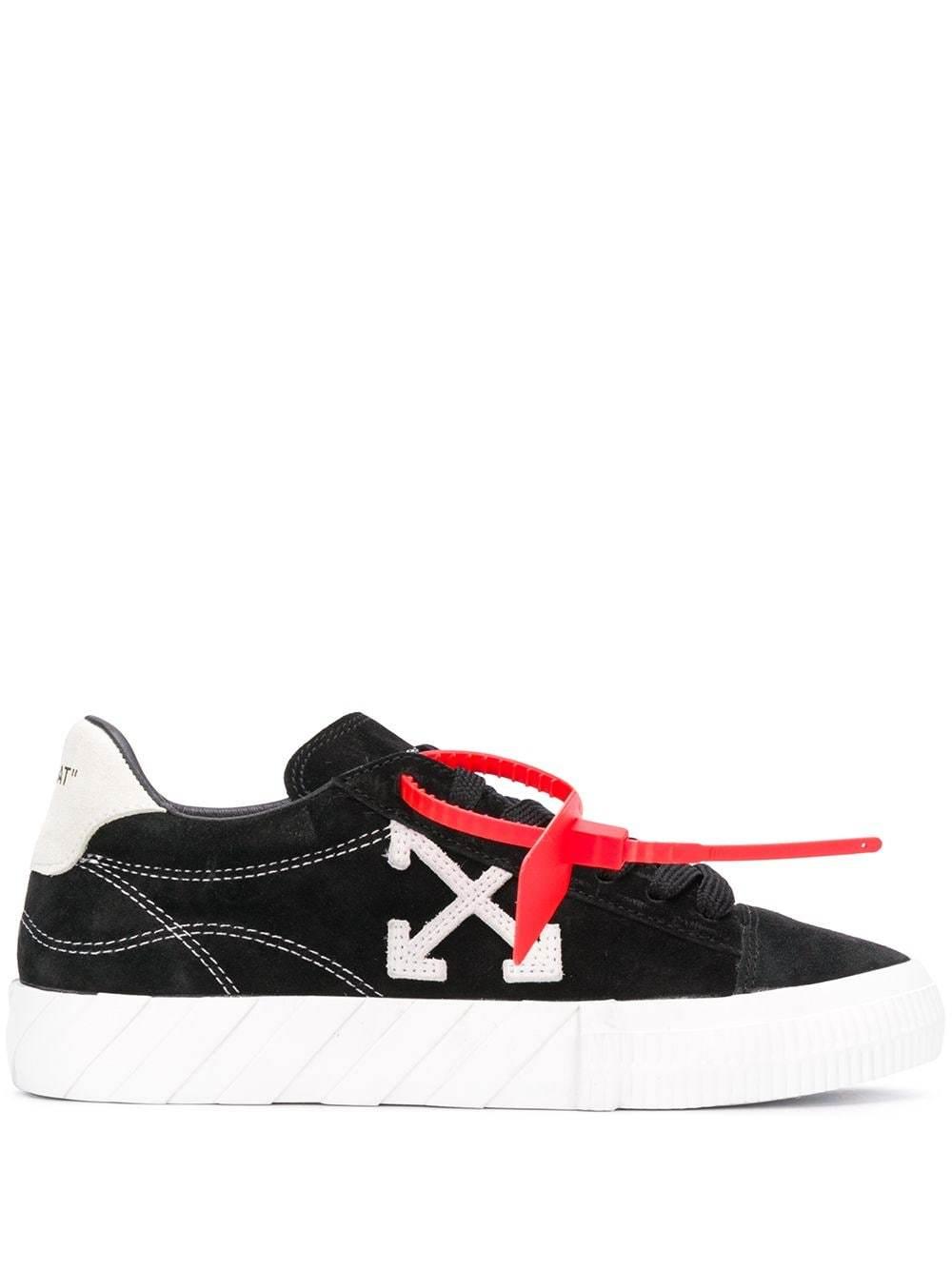 new arrow low top sneaker