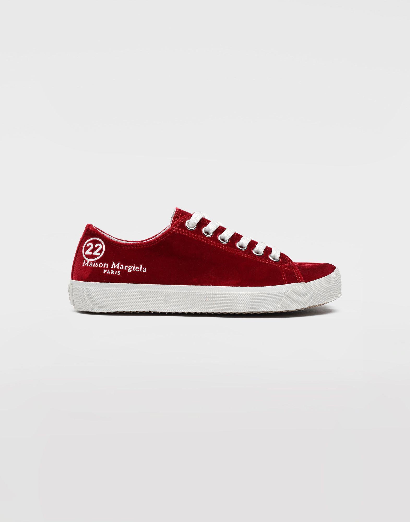 Maison Margiela Tabi Velvet Sneakers in Red - Save 60% - Lyst