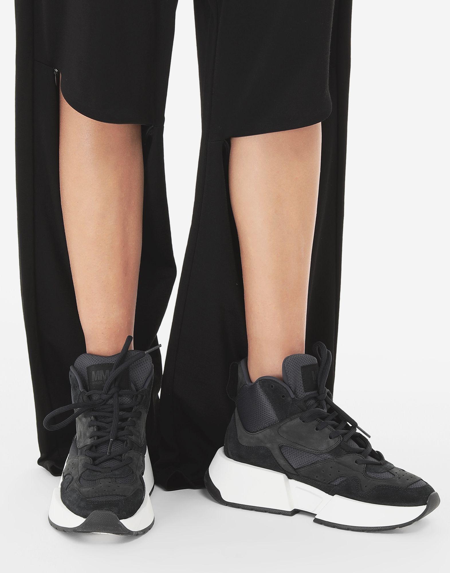 MM6 by Maison Martin Margiela Textured Sneakers in Black - Lyst
