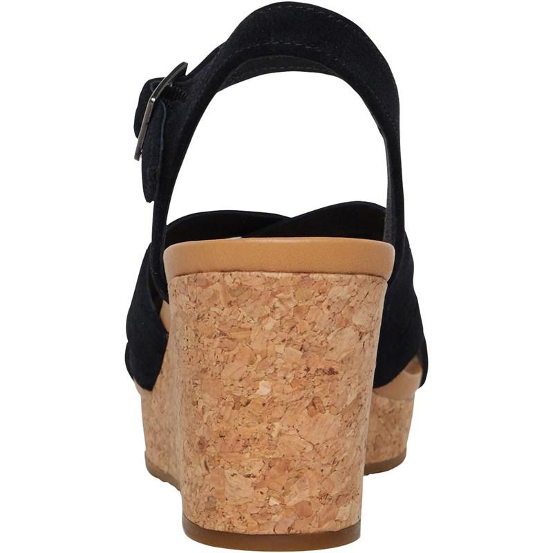 uma wedge sandal