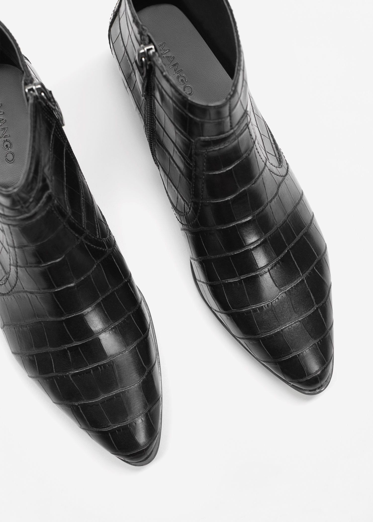 crocodile effect ankle boots