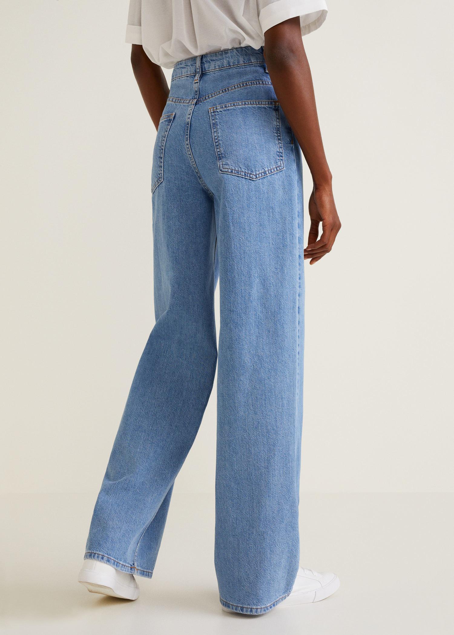 relaxed wide leg jeans