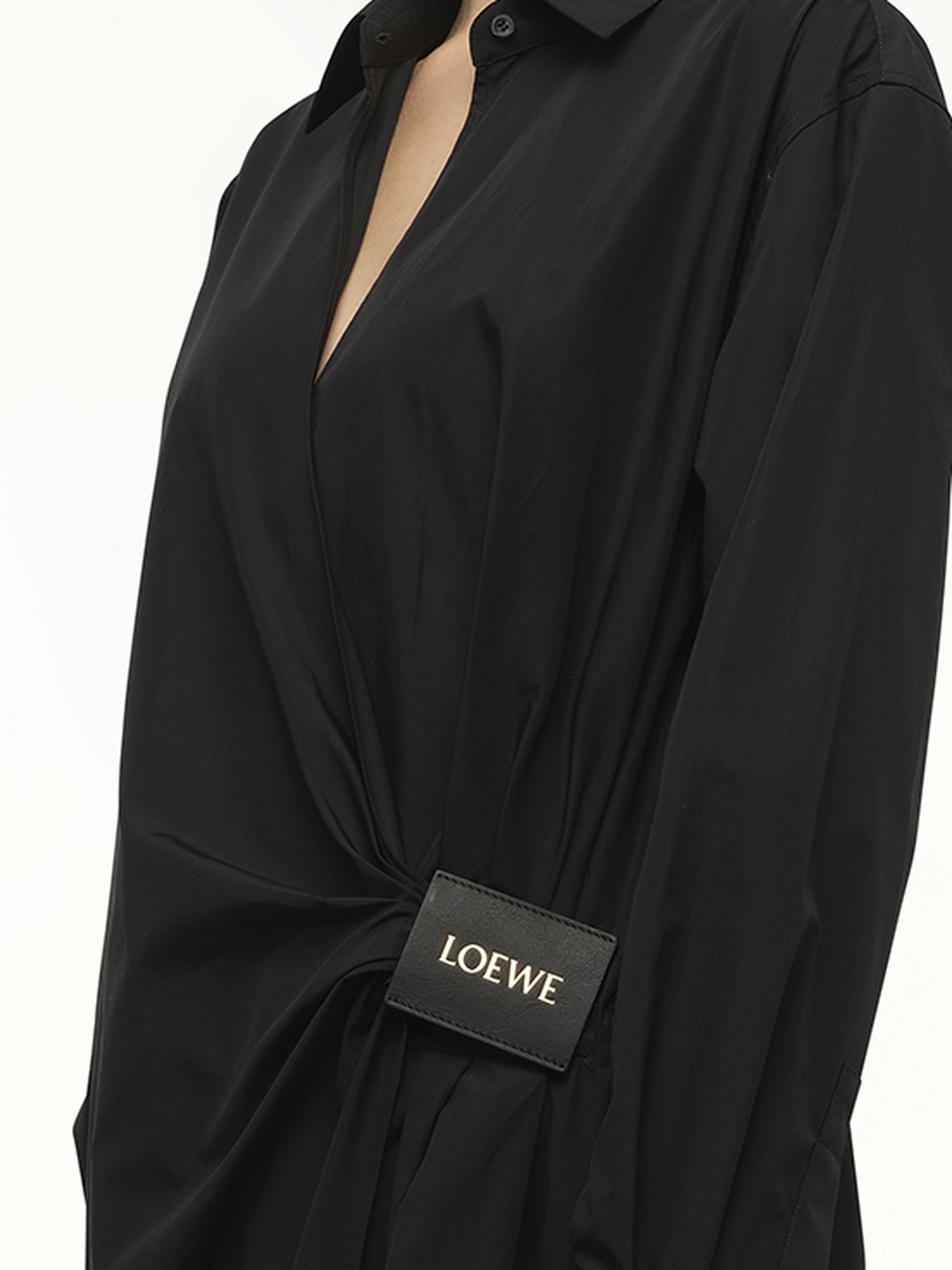 【関税込・国内発送】LOEWE Draped cotton shirt dress Draped cotton shirt dress in black - Loewe | Mytheresa