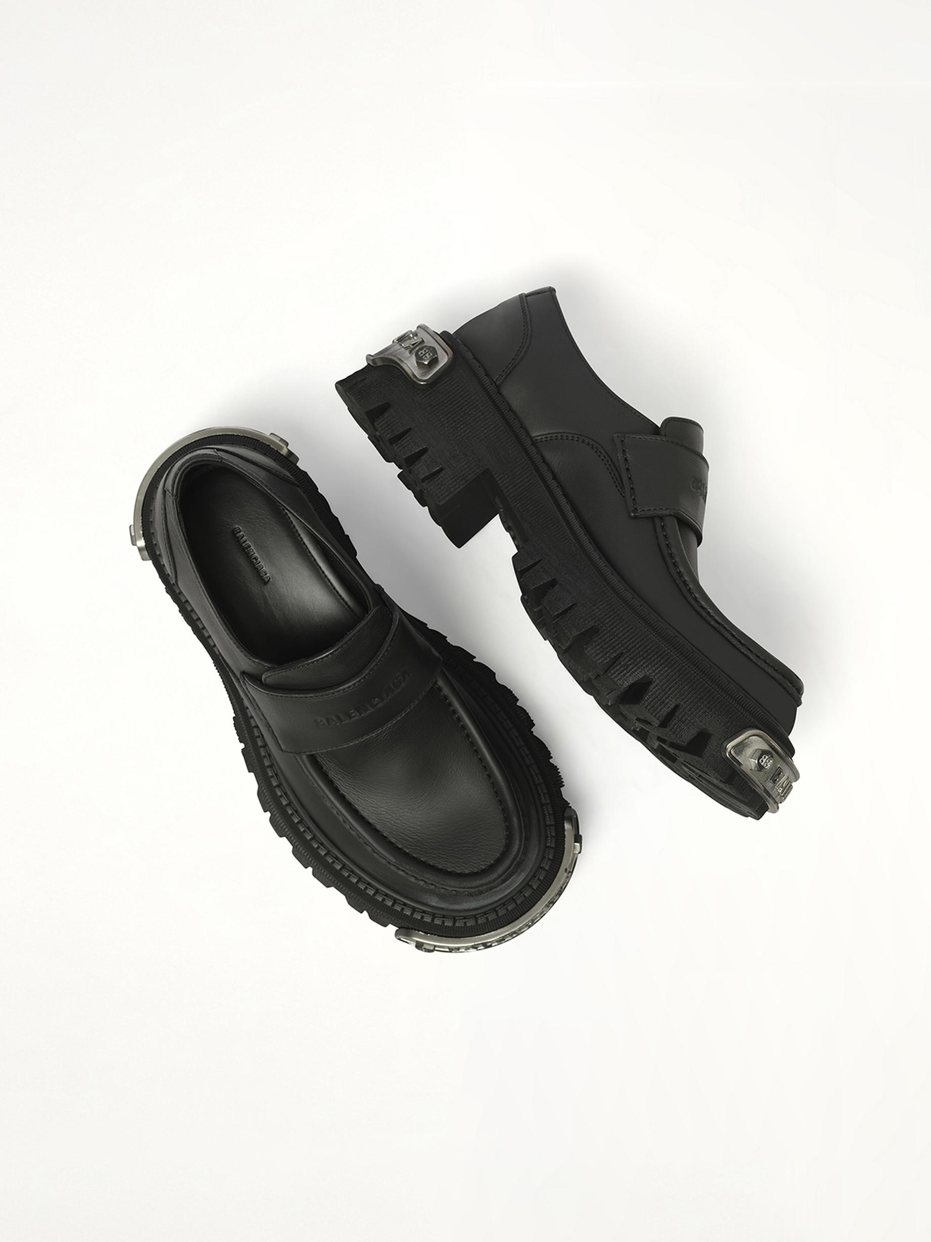 Balenciaga Tractor Loafer L20 in Black | Lyst
