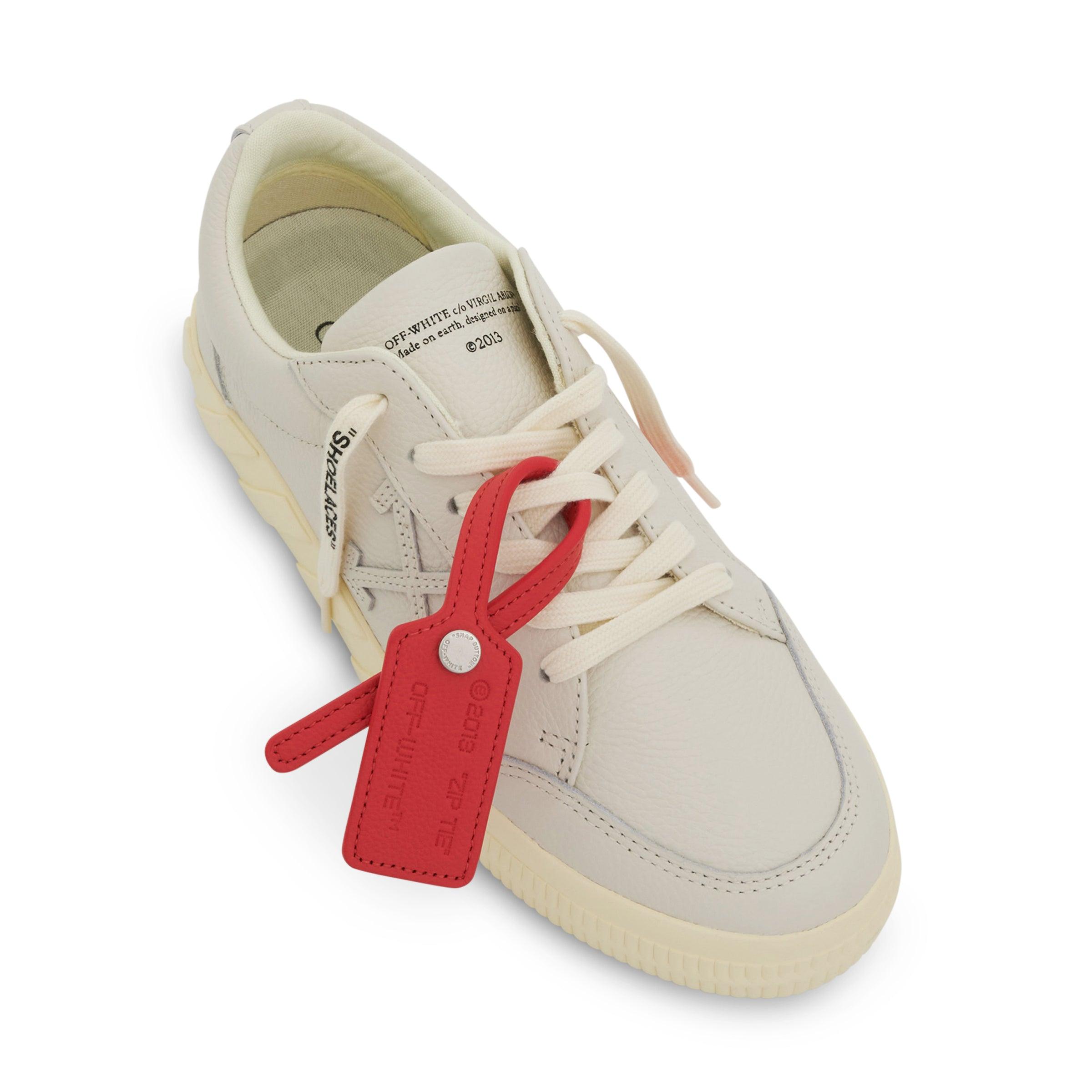 Low Vulcanized Leather Sneakers