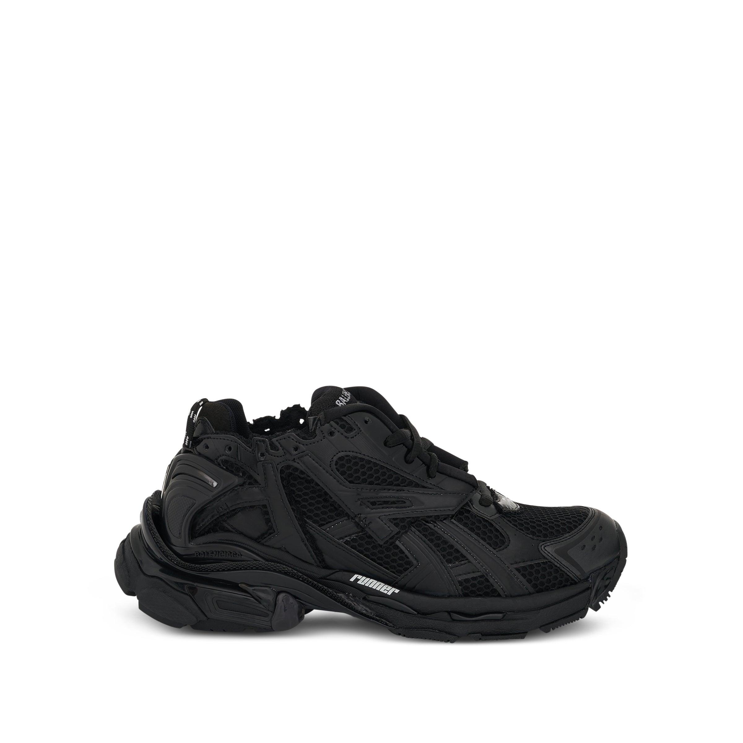 Balenciaga Synthetic Runner Trainers In Black for Men | Lyst