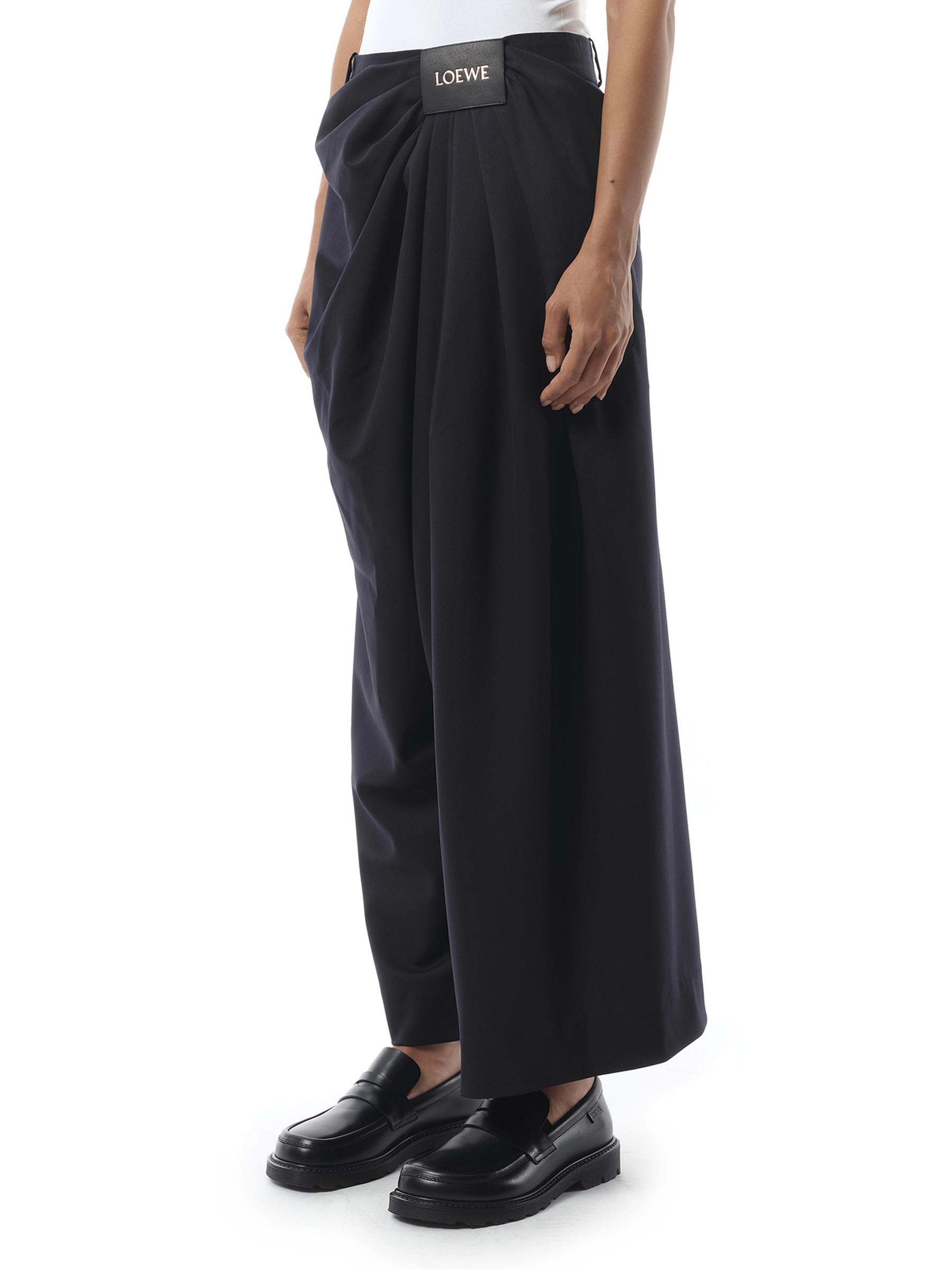 パンツ LOEWE  Cropped Draped Trouser in Dark Navy Blue LOEWE Cropped Draped Trousers | Saks Fifth Avenue