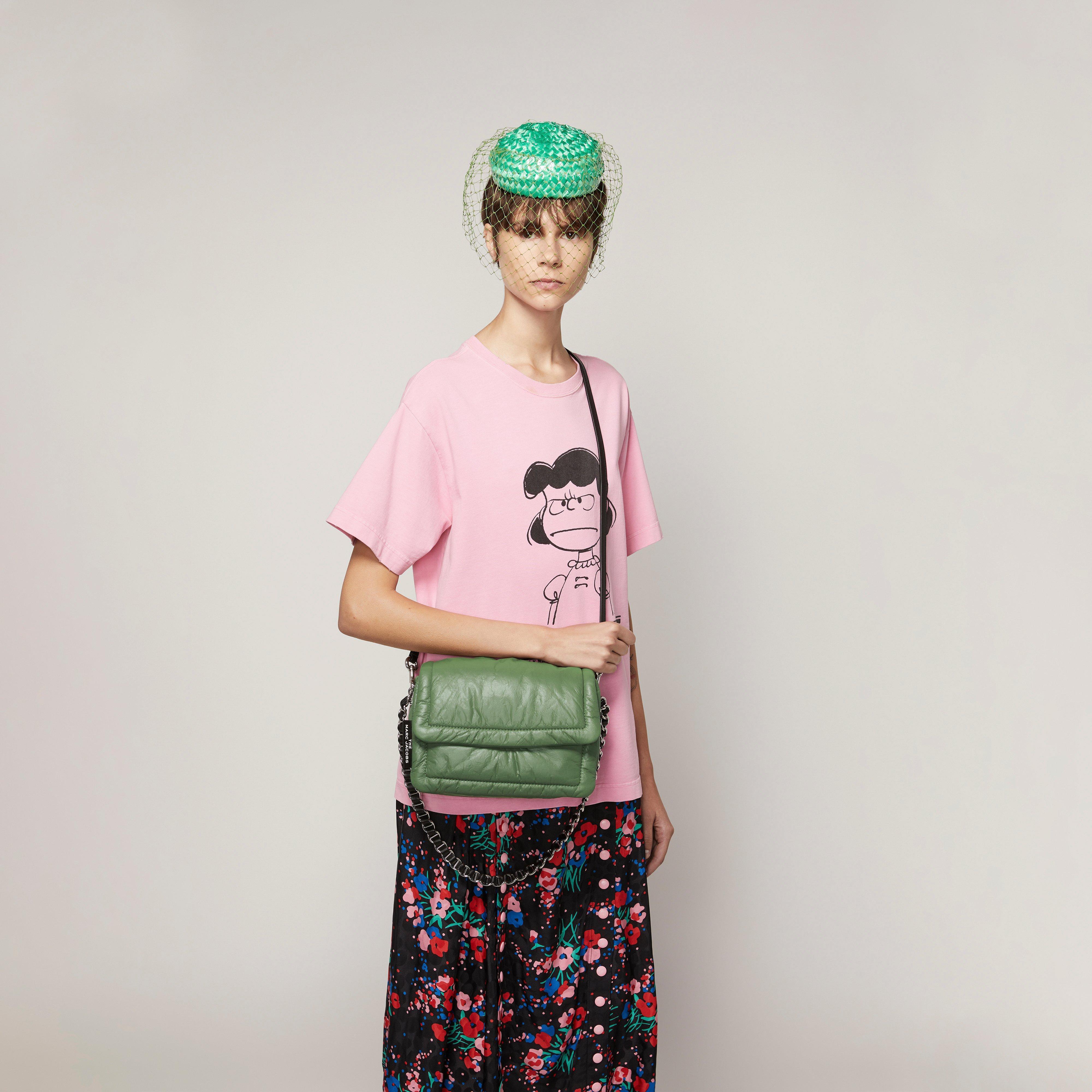 Marc Jacobs Pillow Bag Campaign (Marc Jacobs)