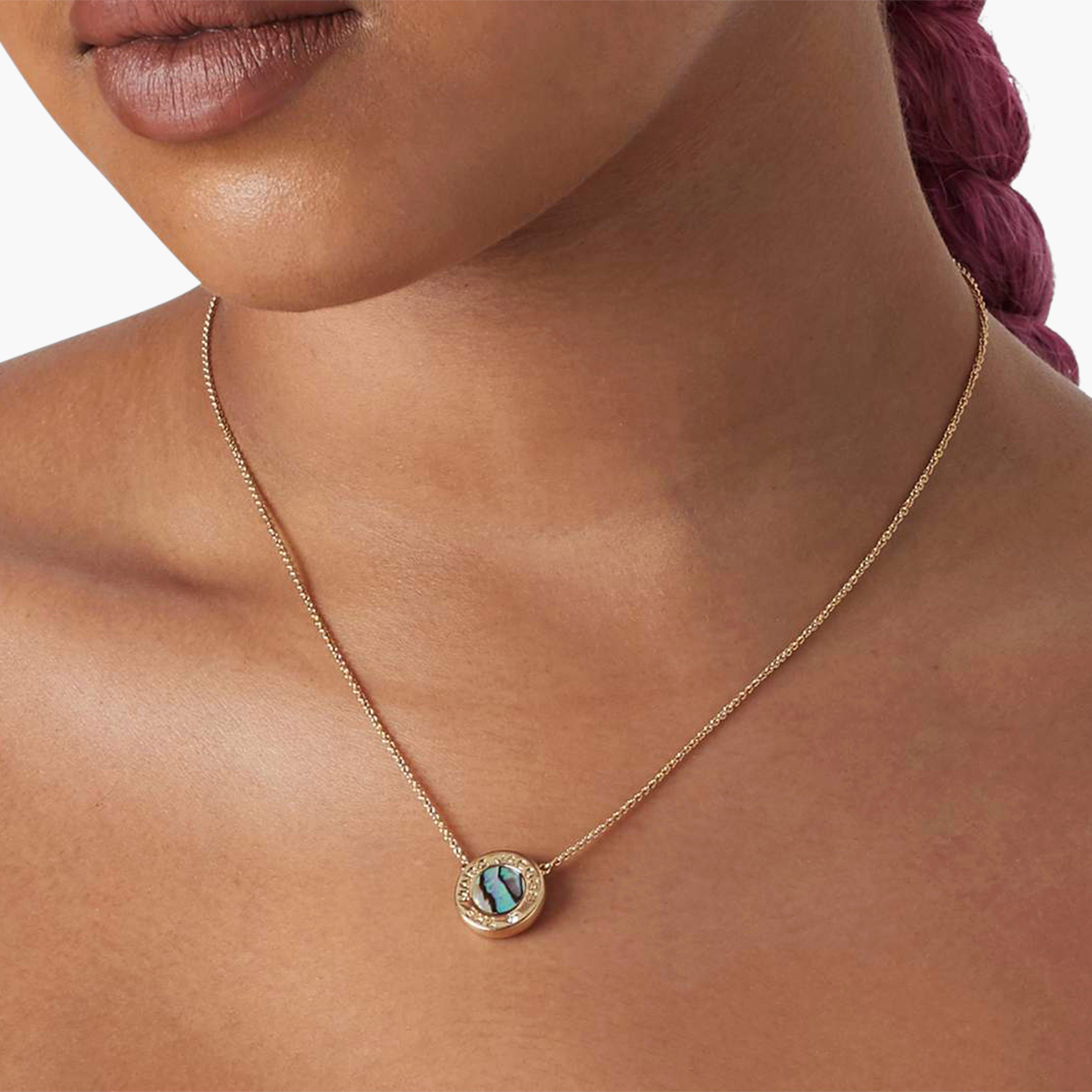 Marc Jacobs The Medallion Abalone Pendant in Metallic - Lyst