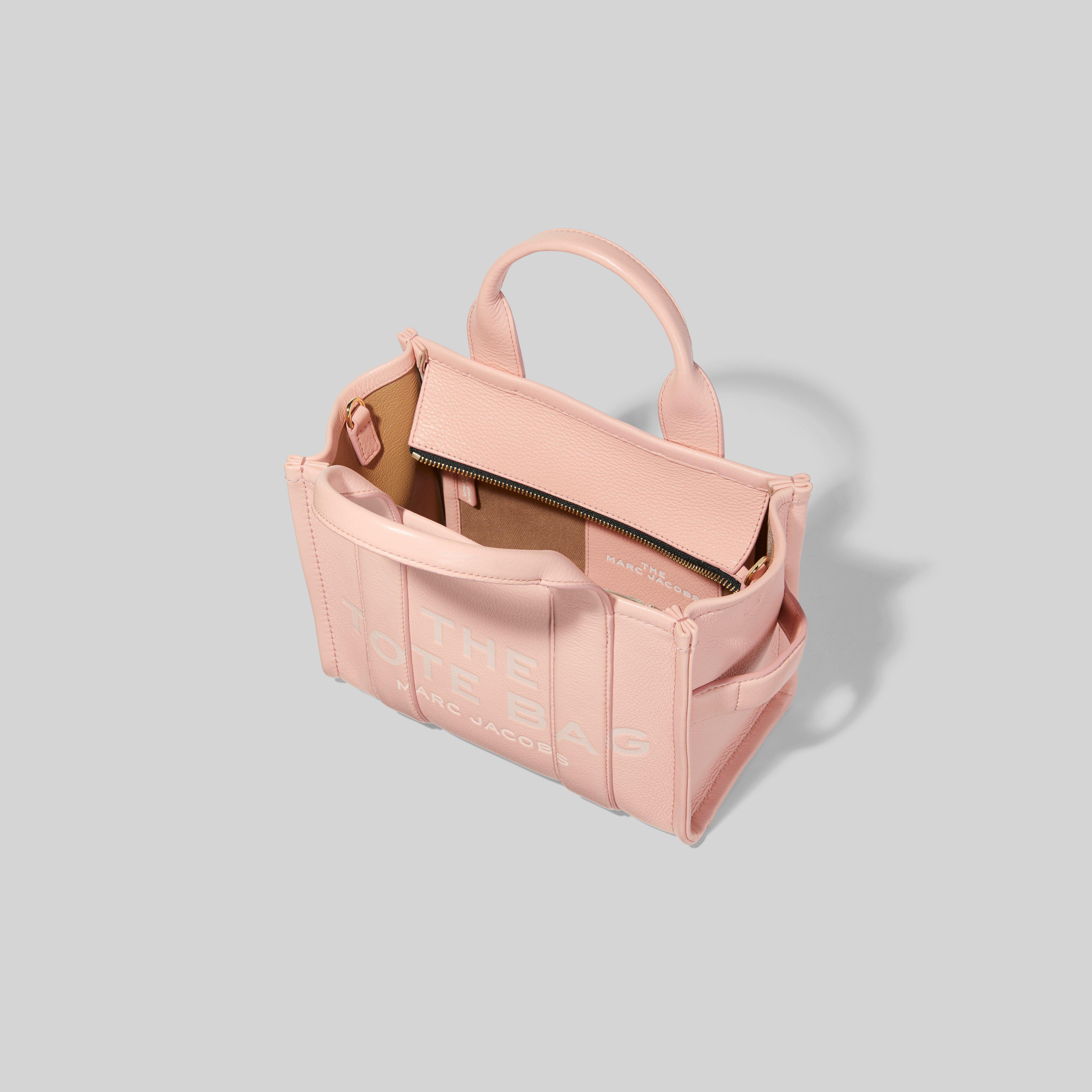 Totes bags Marc Jacobs - The Traveler tote bag in pink - M0016161673