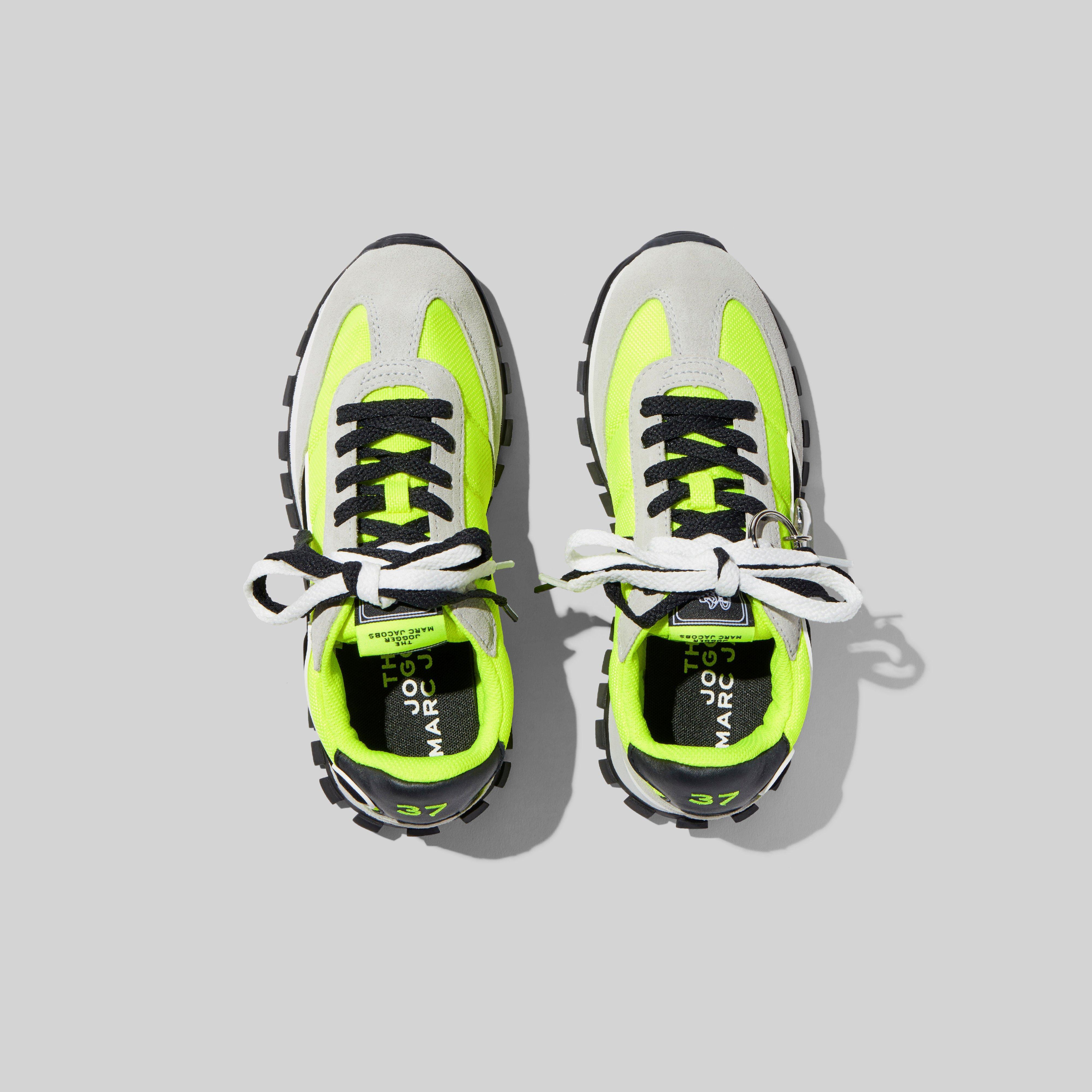 the marc jacobs jogger sneaker