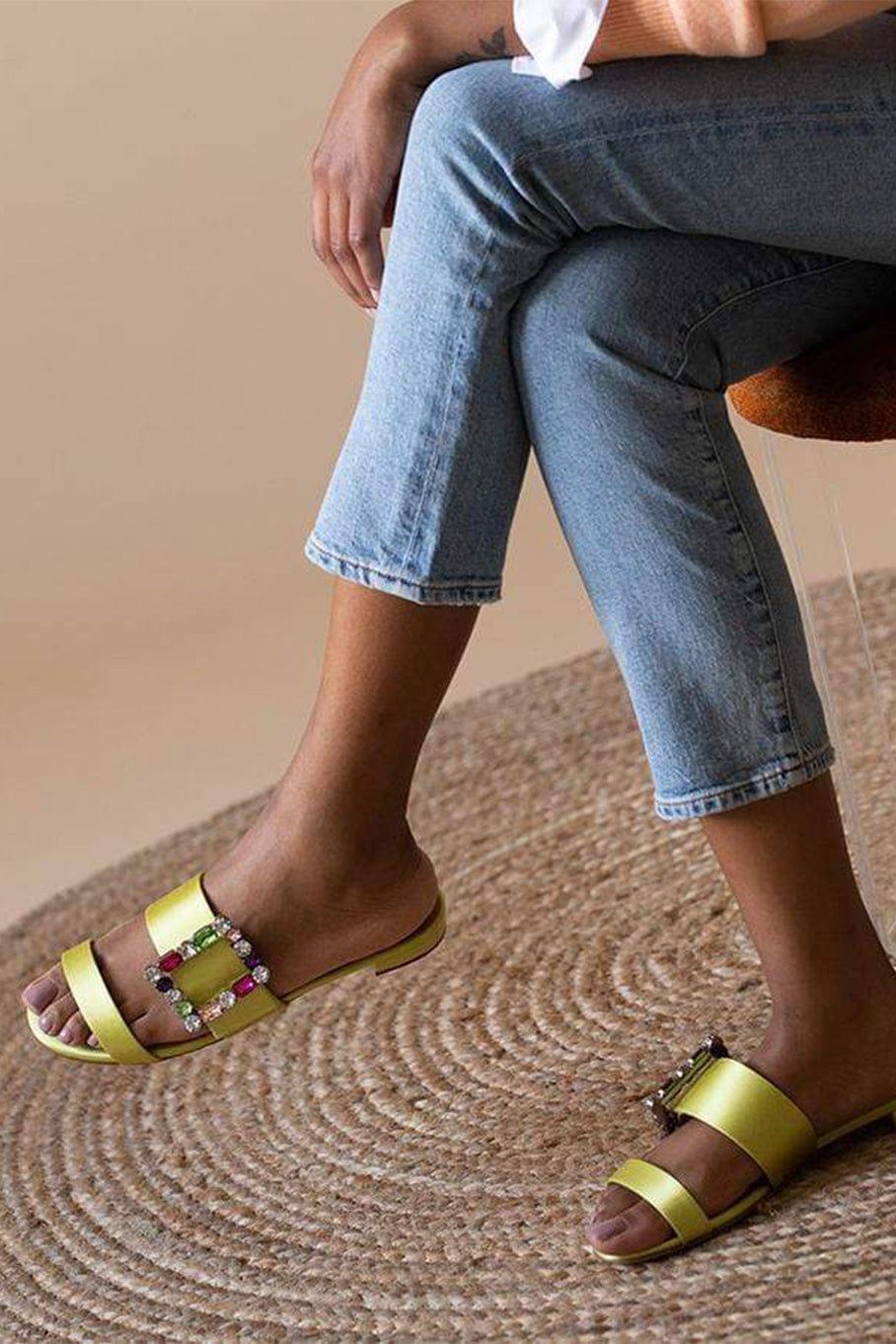 Manolo Blahnik Leather Verda Crystal 