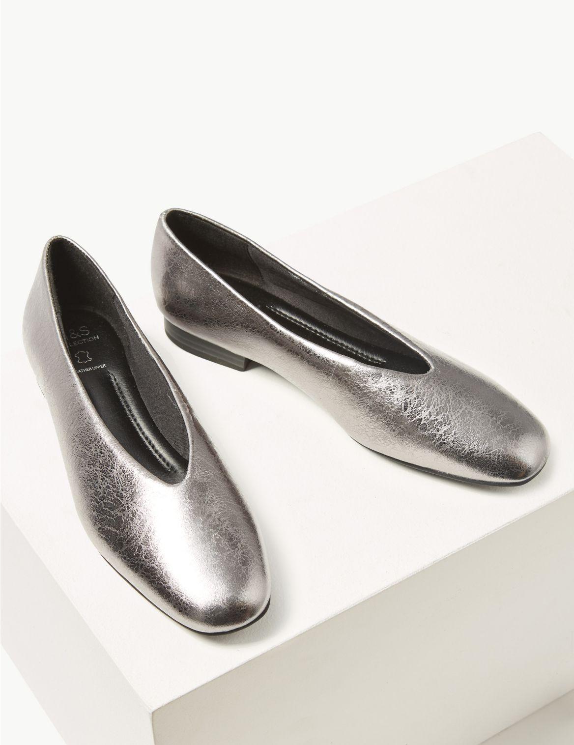 pointed ballerina pumps