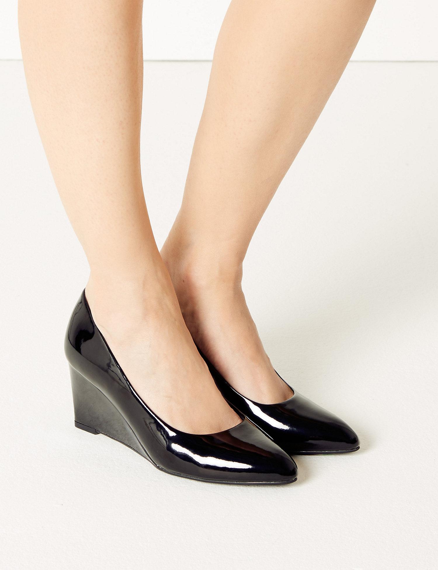 Black patent wedge court shoes Clearance